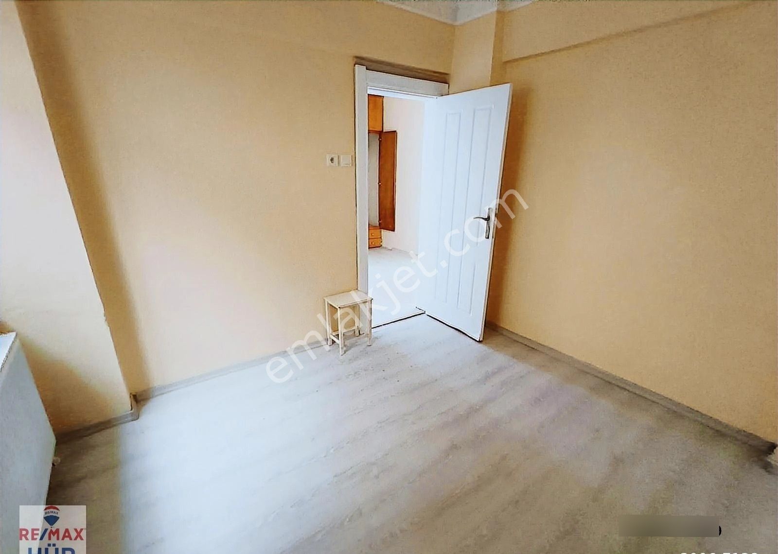 Remax Hür Özlem Şimşek'ten Arifiye'de Kiralık 3+1 Daire - Görsel 11