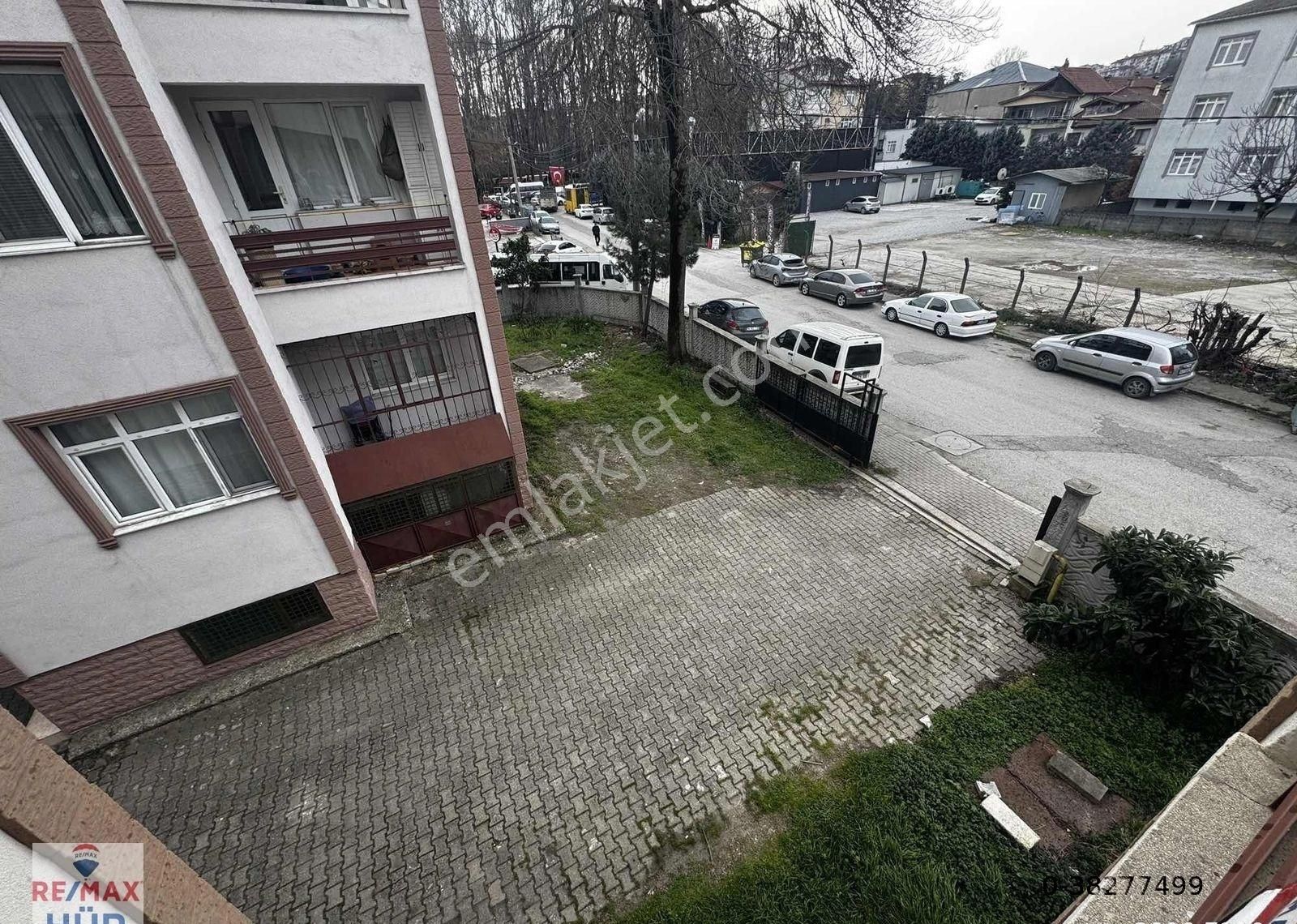 Remax Hür İlke Aydaş'tan Şirinevler'de 3+1 Geniş Kiralık Daire - Görsel 2