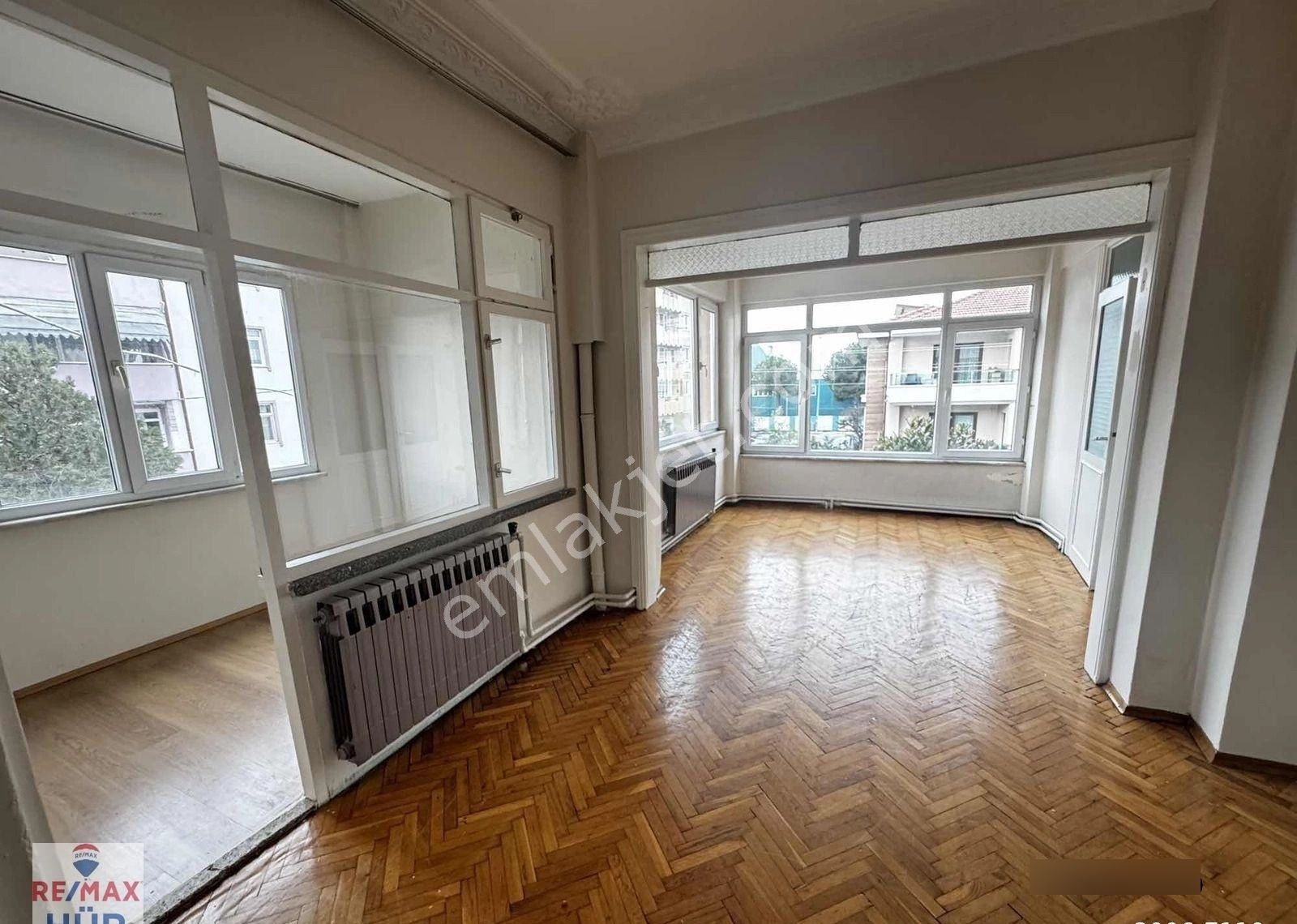 Remax Hür İlke Aydaş'tan Şirinevler'de 3+1 Geniş Kiralık Daire - Görsel 26