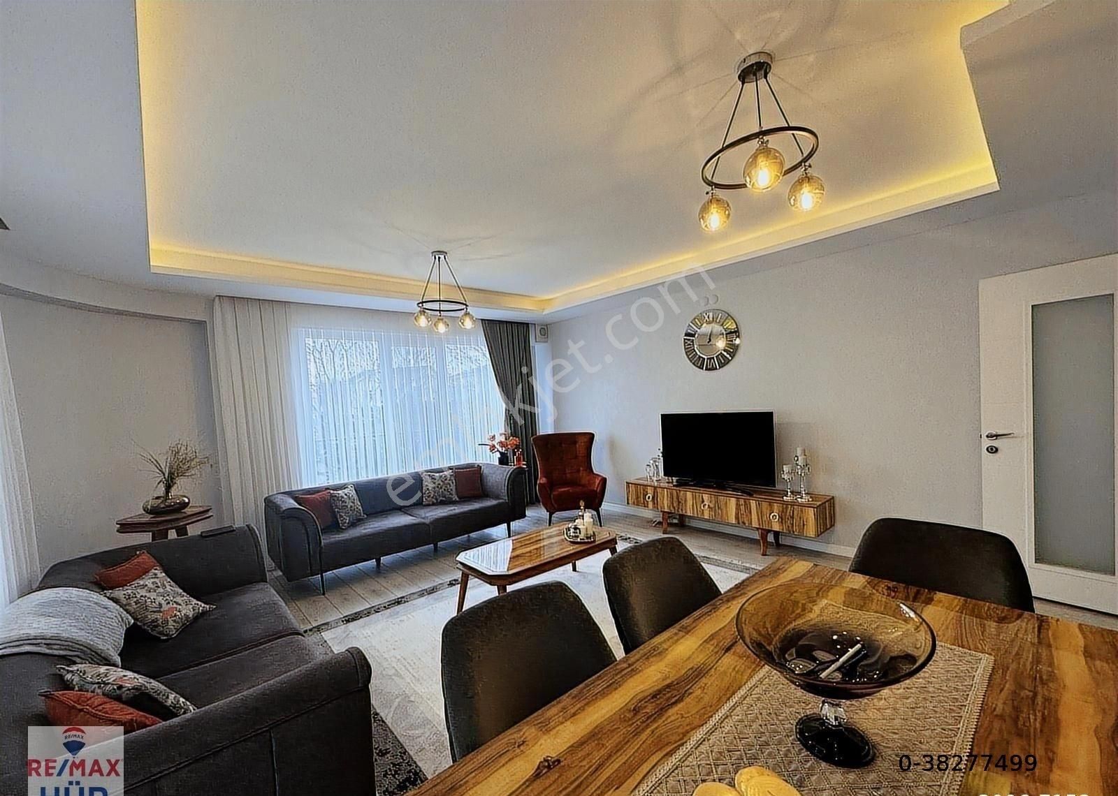 Remax Hür Ayfer Sever'den Satılık Daire Santaş Corner Sitesi - Görsel 5