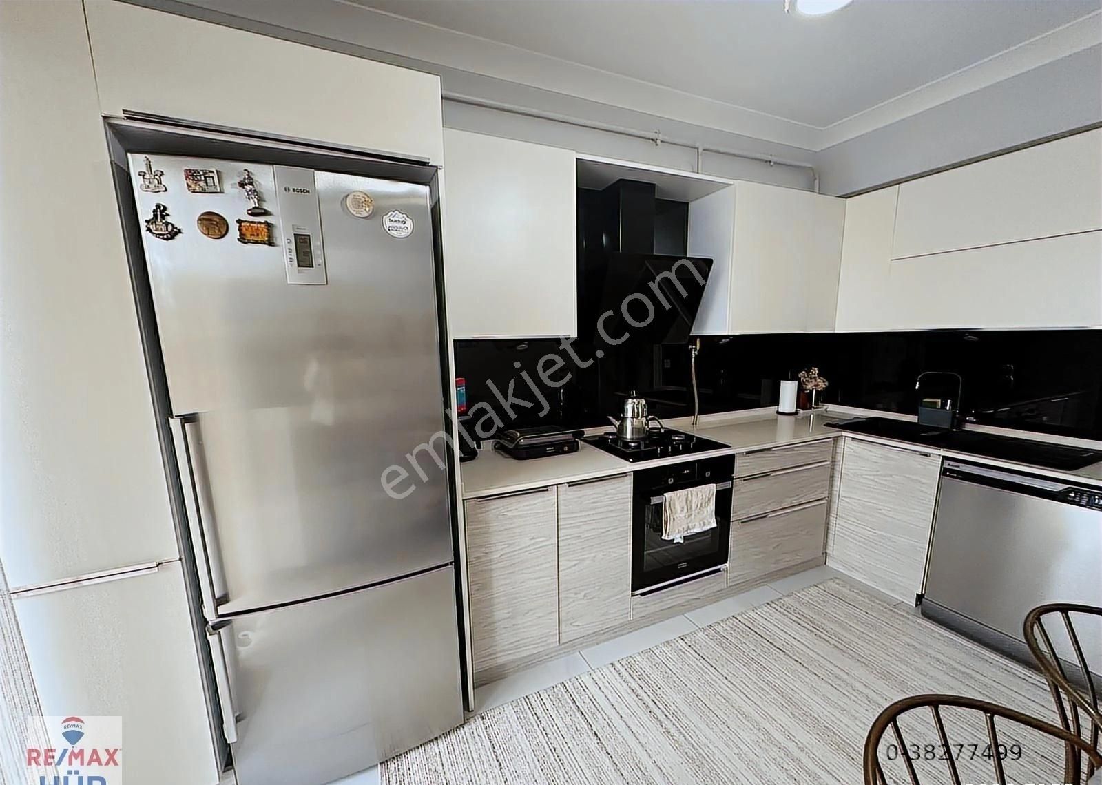 Remax Hür Ayfer Sever'den Satılık Daire Santaş Corner Sitesi - Görsel 4