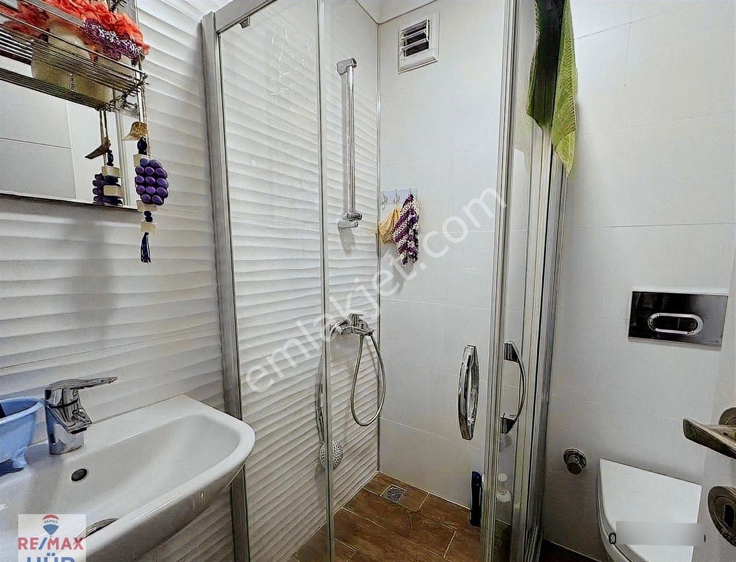 Remax Hür Ayfer Sever'den Satılık Daire Santaş Corner Sitesi - Görsel 18