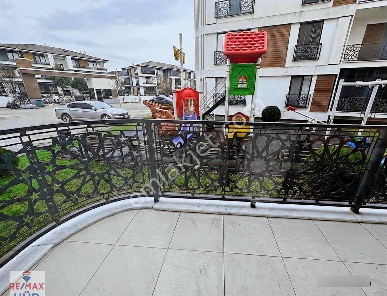 Remax Hür Ayfer Sever'den Satılık Daire Santaş Corner Sitesi - Görsel 20