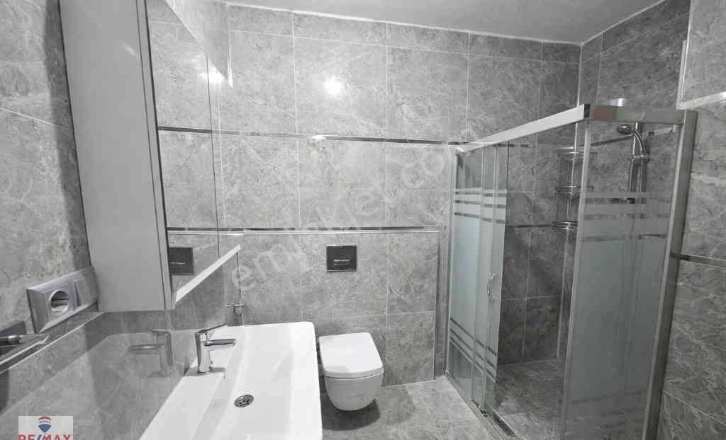 Remax Hür'den Serdivan'da Tunatan Yanı Satılık Bakımlı 3+1 Daire - Görsel 3