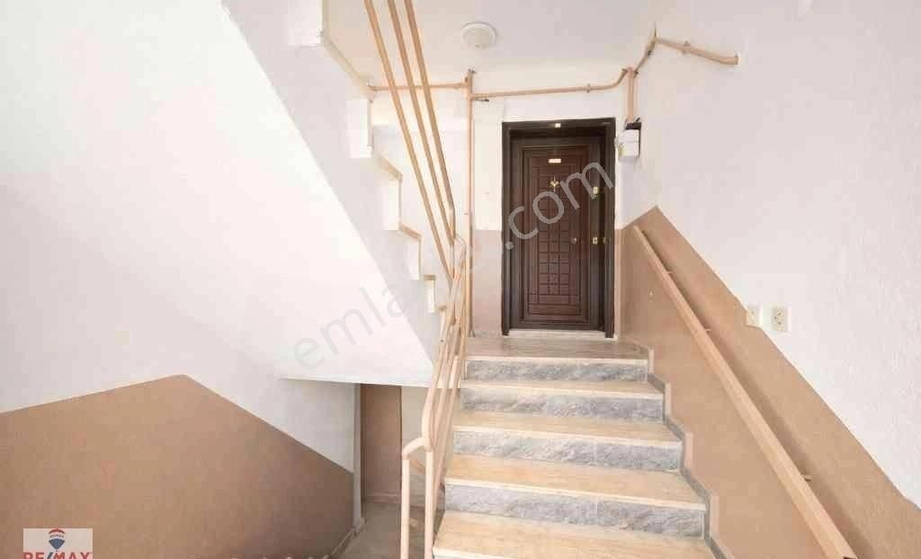 Remax Hür'den Serdivan Mavi Durak Yakını Satılık Eşyalı 3+1 Daire - Görsel 12