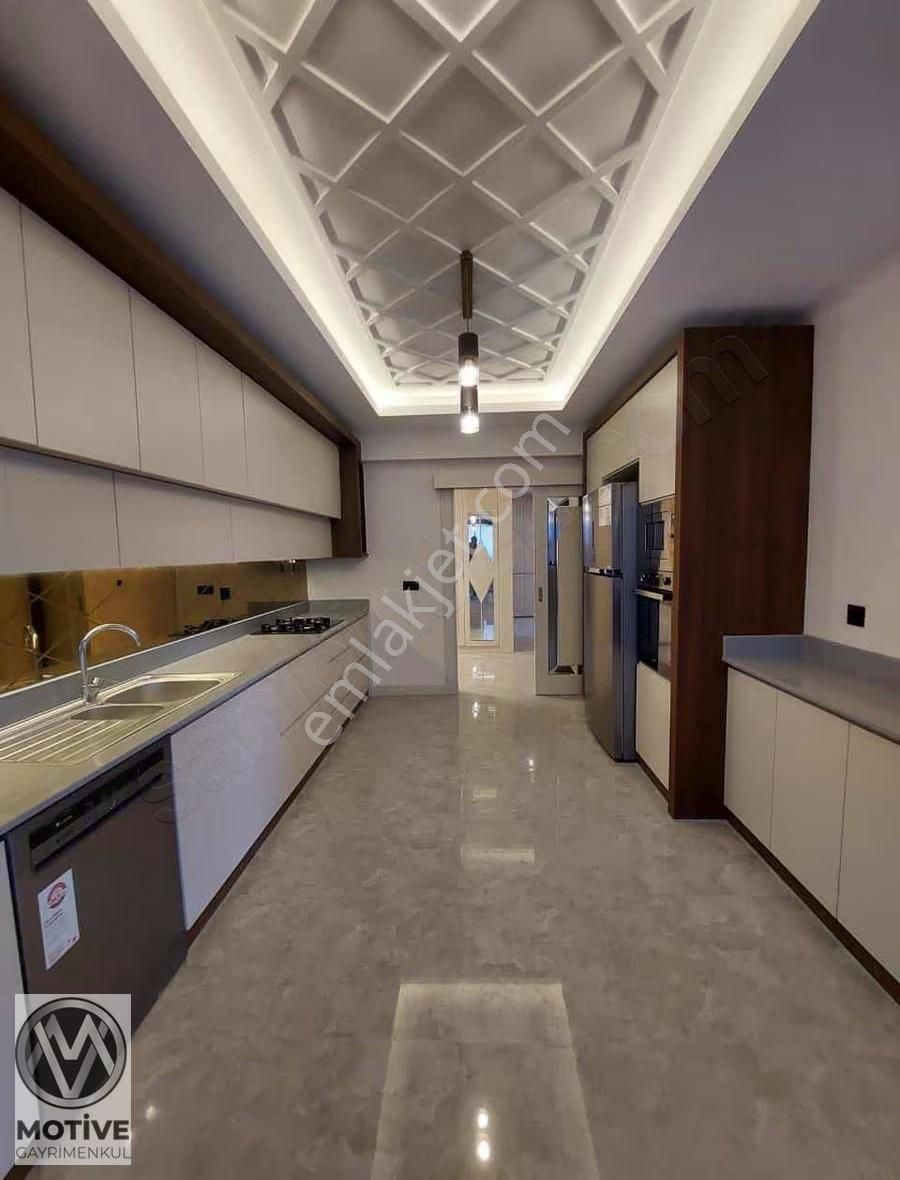 Motive'den Satılık Akkent'te Lüx 3.5+1 Akıllı Daire