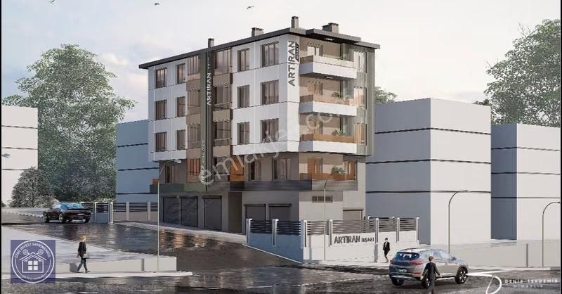 Özgü Gayrimenkul'den Zafertepe'de Cadde Üzeri Lüks 2+1 Daireler - Görsel 13