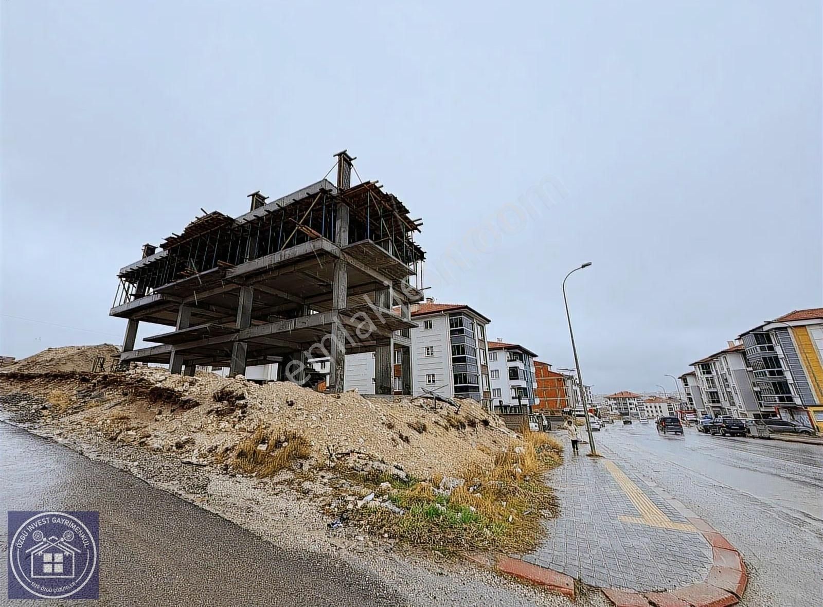 Özgü Gayrimenkul'den Zafertepe'de Cadde Üzeri Lüks 2+1 Daireler - Görsel 9