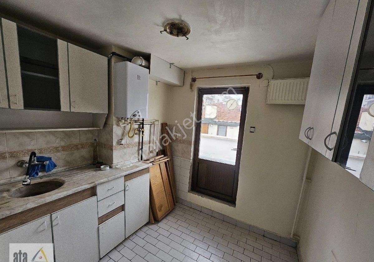 Gaziosmanpaşa Nenehatunda Teraslı Ön Cephe Keyifli 2+1 - Görsel 7