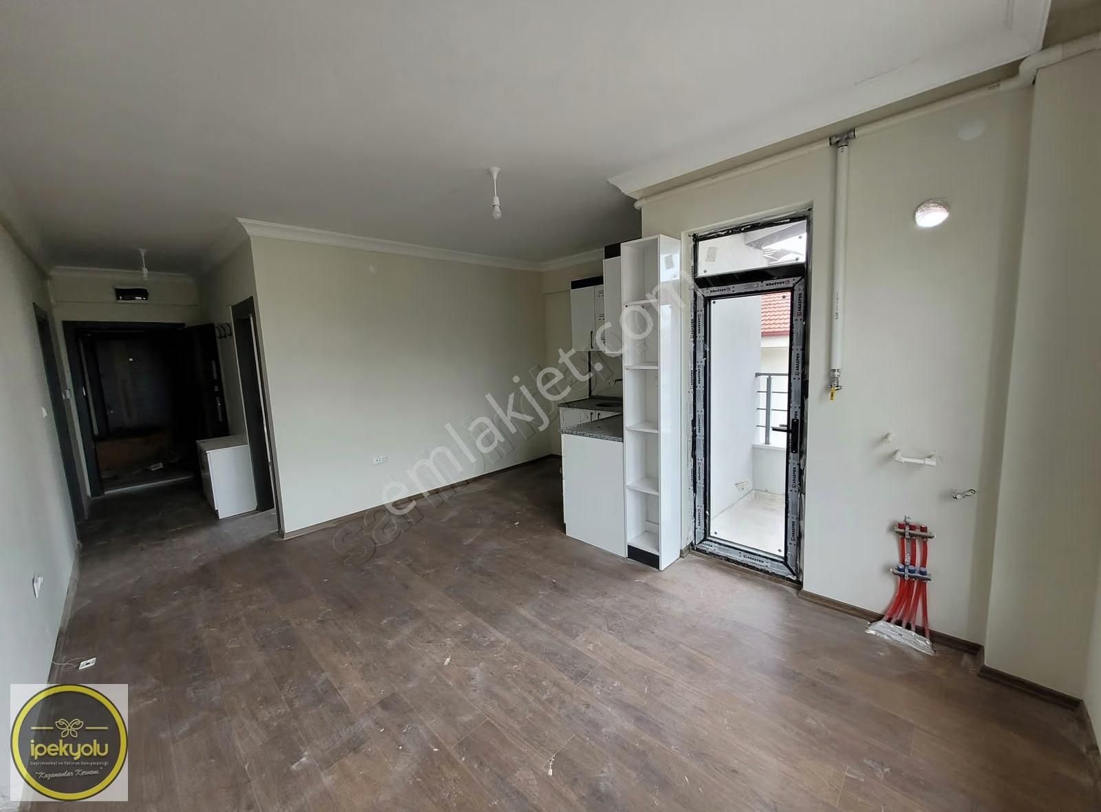İpekyolu Gayrimenkulden Kurtuluş Ta Sıfır 1+1 Satılık Daire - Görsel 15