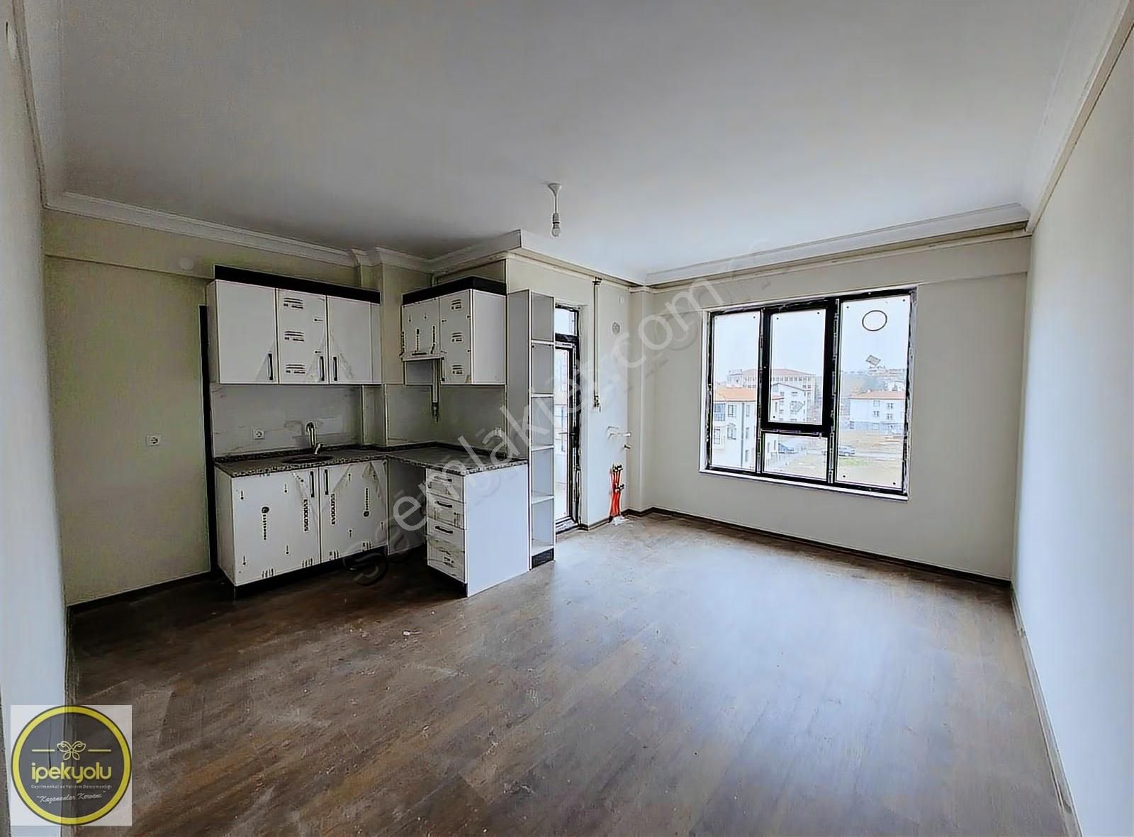İpekyolu Gayrimenkulden Kurtuluş Ta Sıfır 1+1 Satılık Daire - Görsel 14