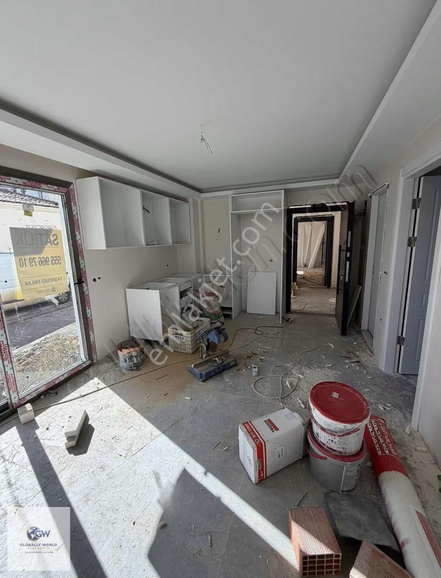 Ula Çarşı İçinde Satılık Sıfır 2+1 - Görsel 3