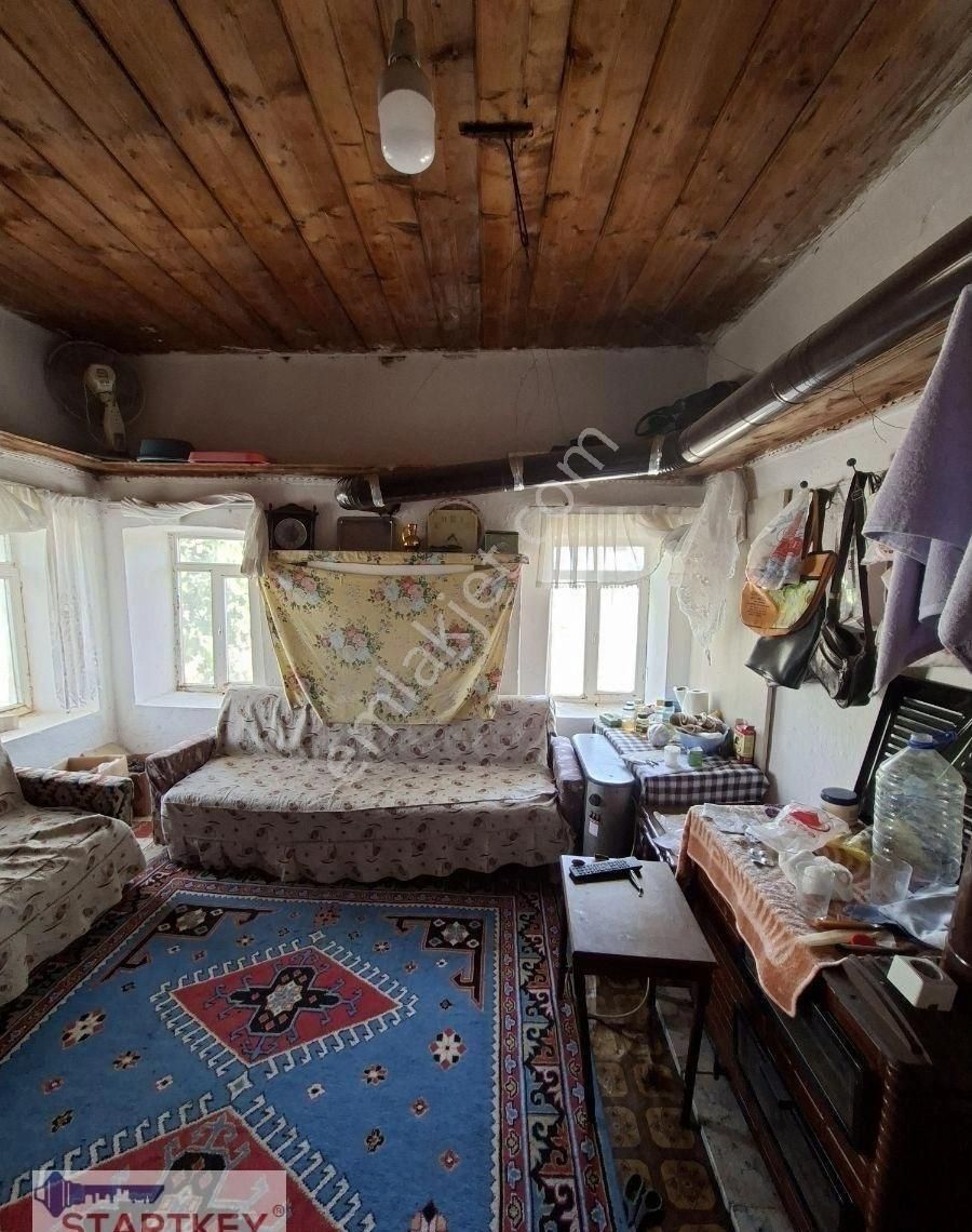 Startkey Pelit Yazı'da Satılık Çok Uygun Fıyata Bahceli Taş Ev - Görsel 27