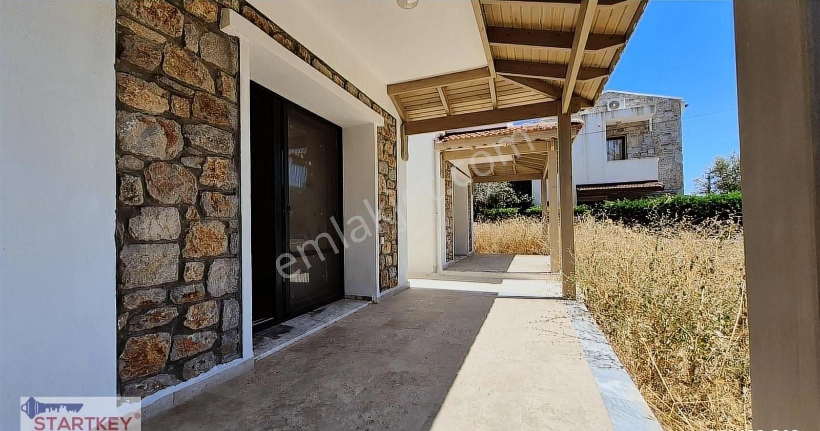 Startkey Pelit Merkez'e Çok Yakın Bahçeli 1+1 Daire - Görsel 2