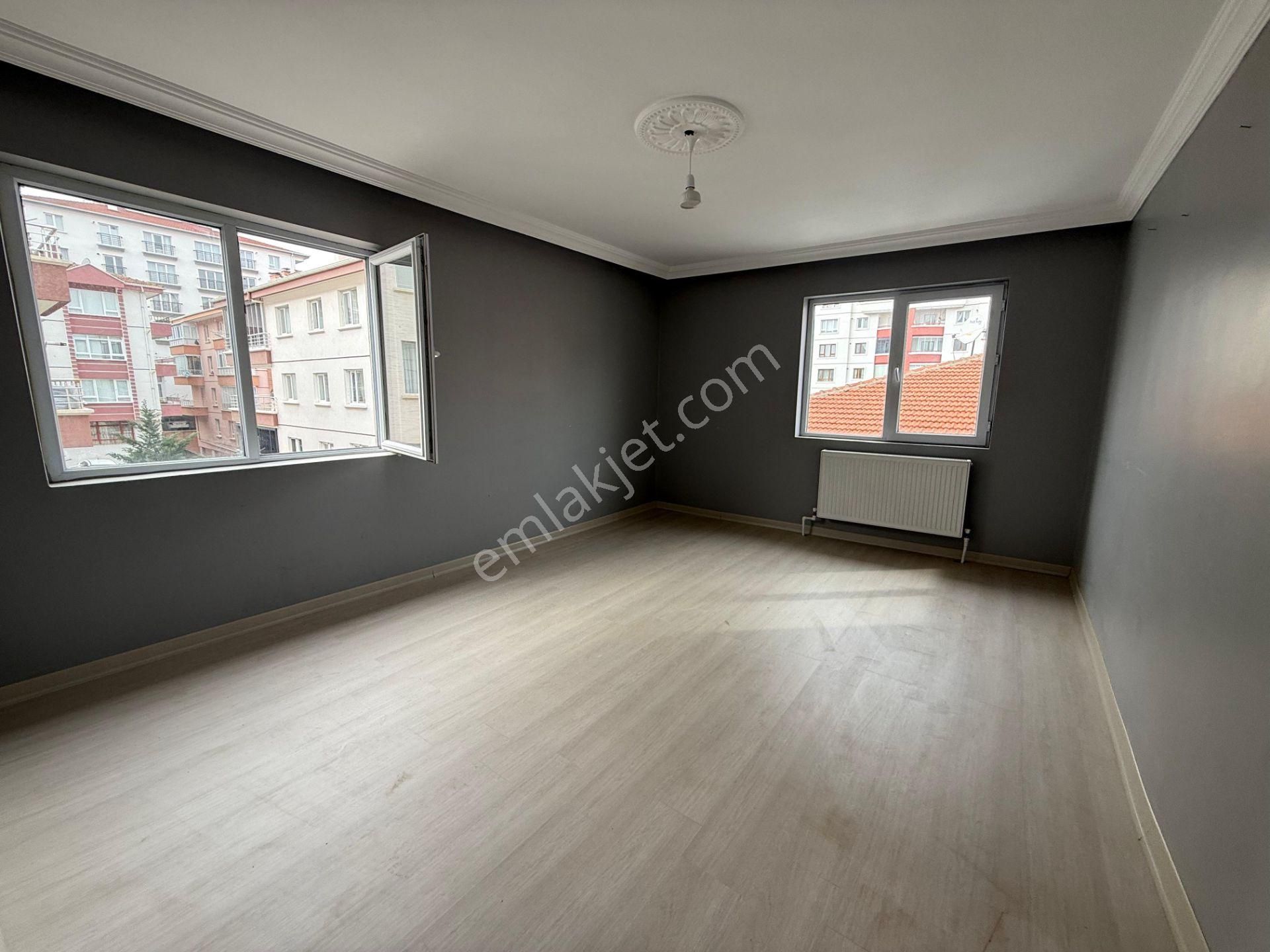 Keçiörende Asansörlü 4+1cadde Yanı 3.banyolu Kiralık Dubleks - Görsel 5