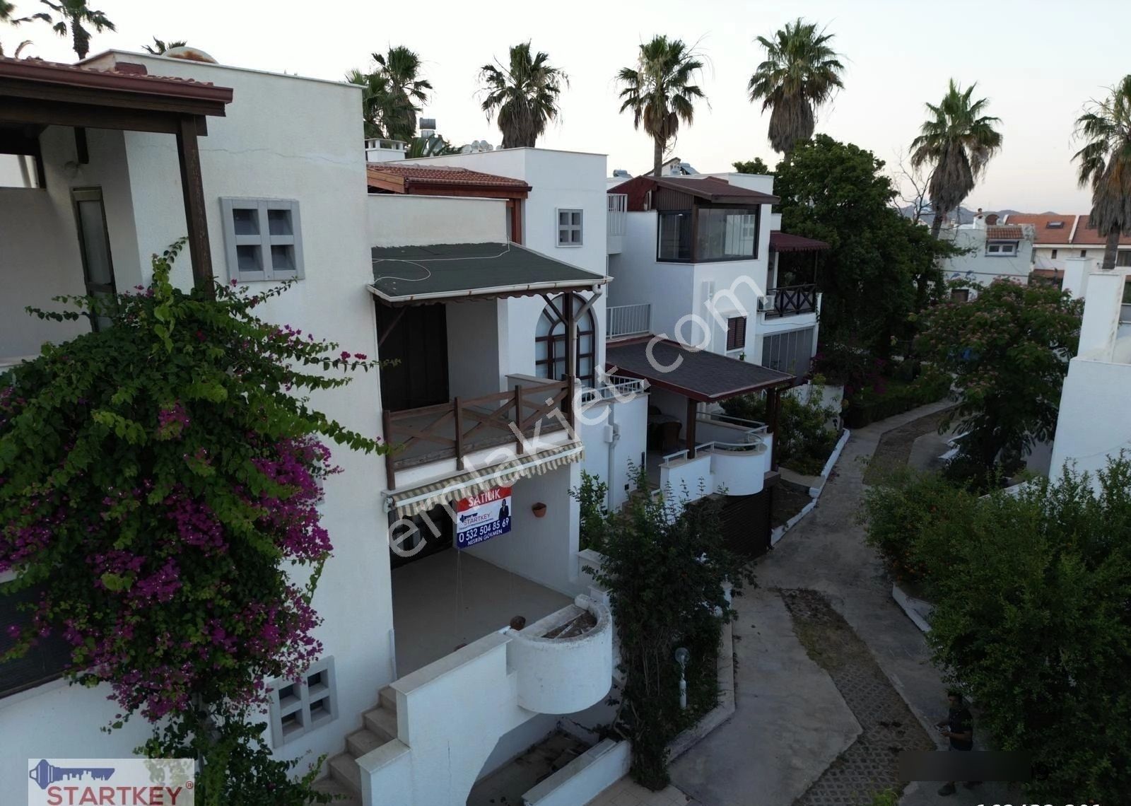 Startkey Pelit Petya Sitesi'nde 4+1 Bahçeli Kaydırmalı Dublex - Görsel 8