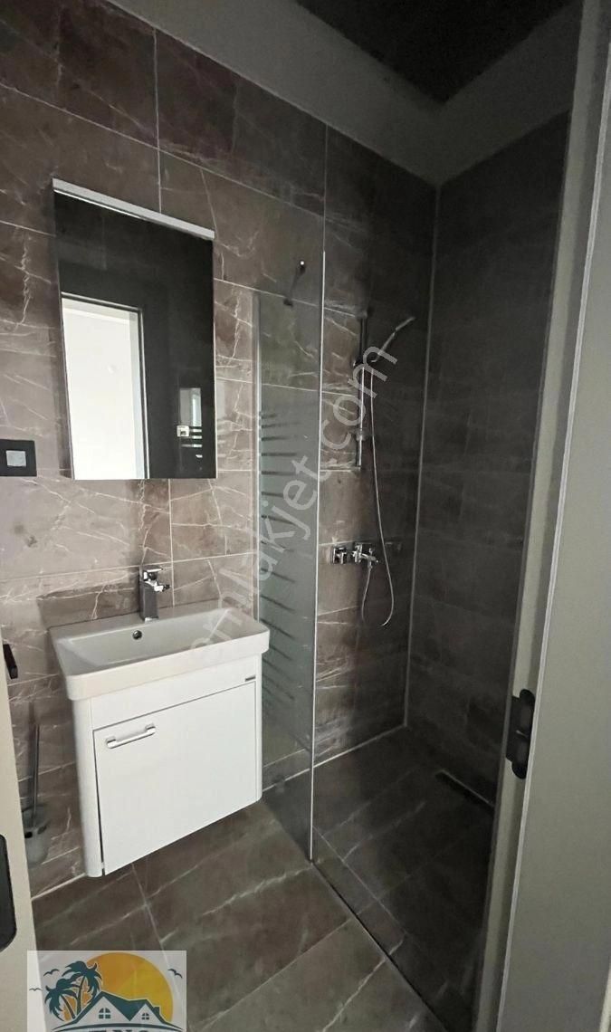 Geniş Odalı, Bahçe Kullanımlı, Deniz Manzaralı 2+1 – Kuşadası’nın En Prestijli Konumu - Görsel 3