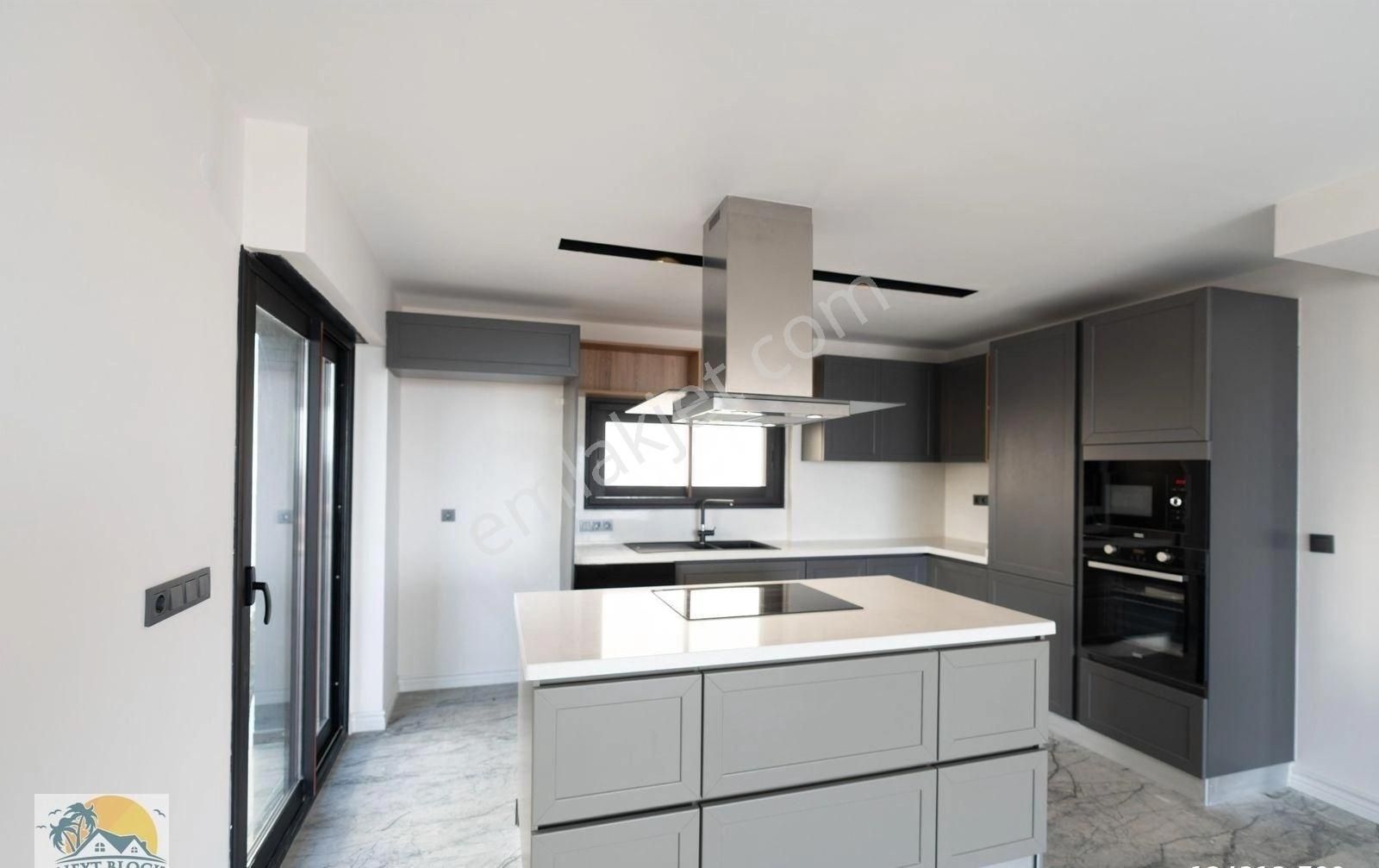 Kuşadası Karaova'da Full Deniz Manzaralı Özel Havuzlu Satılık Villa - Görsel 35