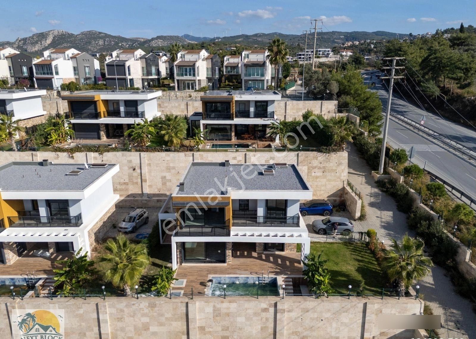 Kuşadası Karaova'da Full Deniz Manzaralı Özel Havuzlu Satılık Villa - Görsel 20