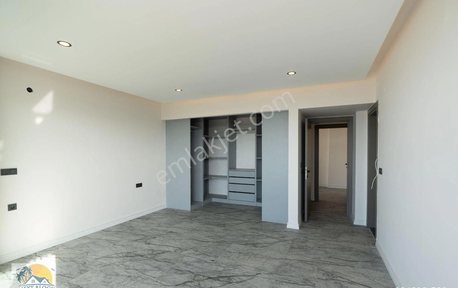 Kuşadası Karaova'da Full Deniz Manzaralı Özel Havuzlu Satılık Villa - Görsel 3