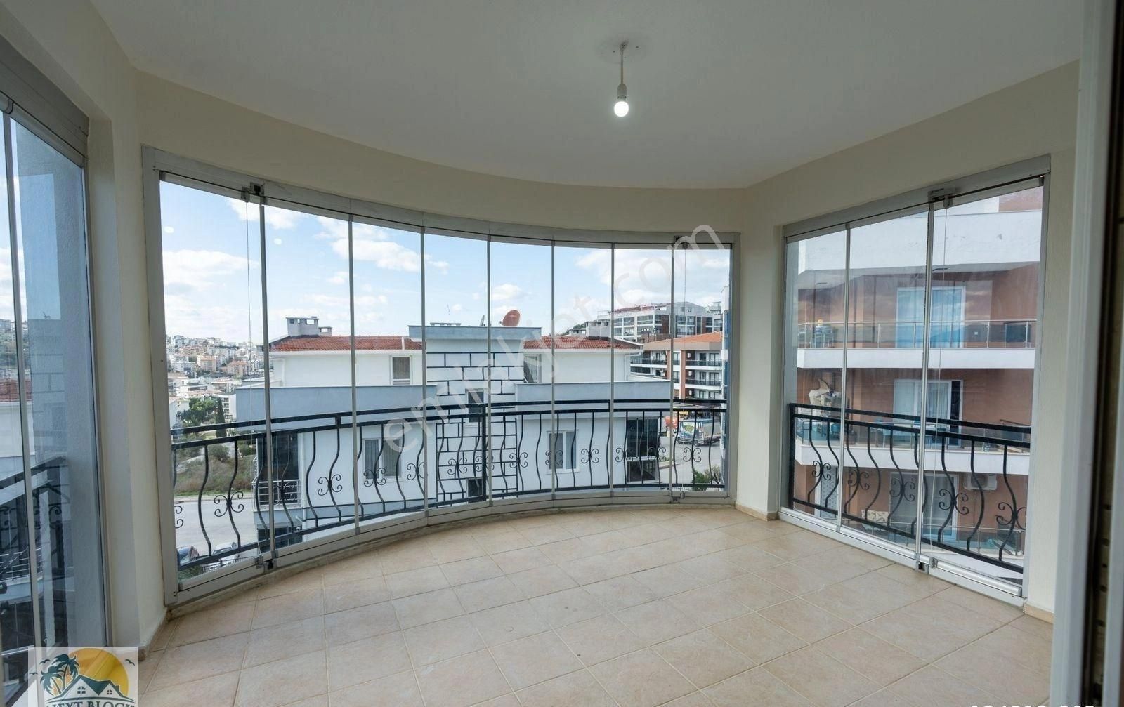 Kuşadası Merkezi Lokasyonda Satılık 3+1 Masrafsız Fırsat Daire - Görsel 16