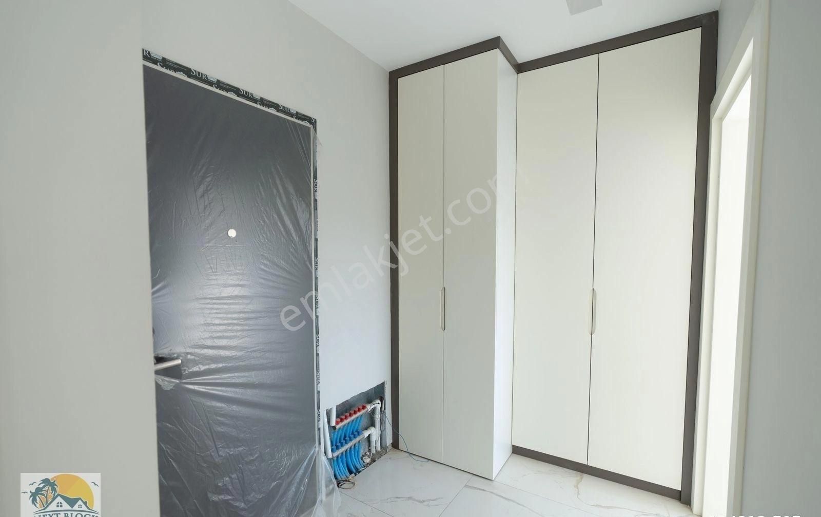 Kuşadası Değirmendere'de Merkezi Konumda Satılık Sıfır 3+1 Daire - Görsel 2