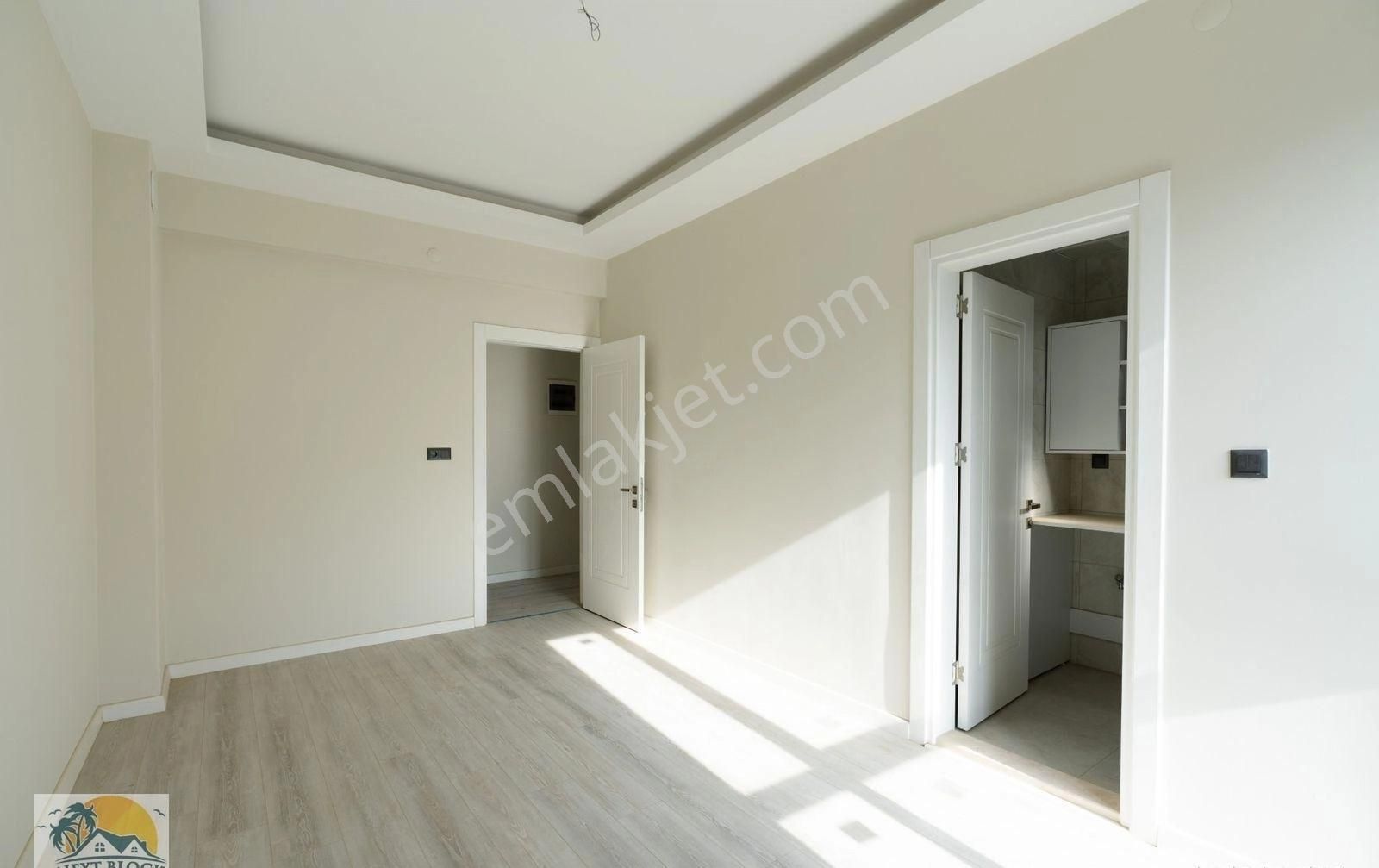 Kuşadası Değirmendere'de Kapalı Mutfak Deniz Manzaralı 2+1 - Görsel 27