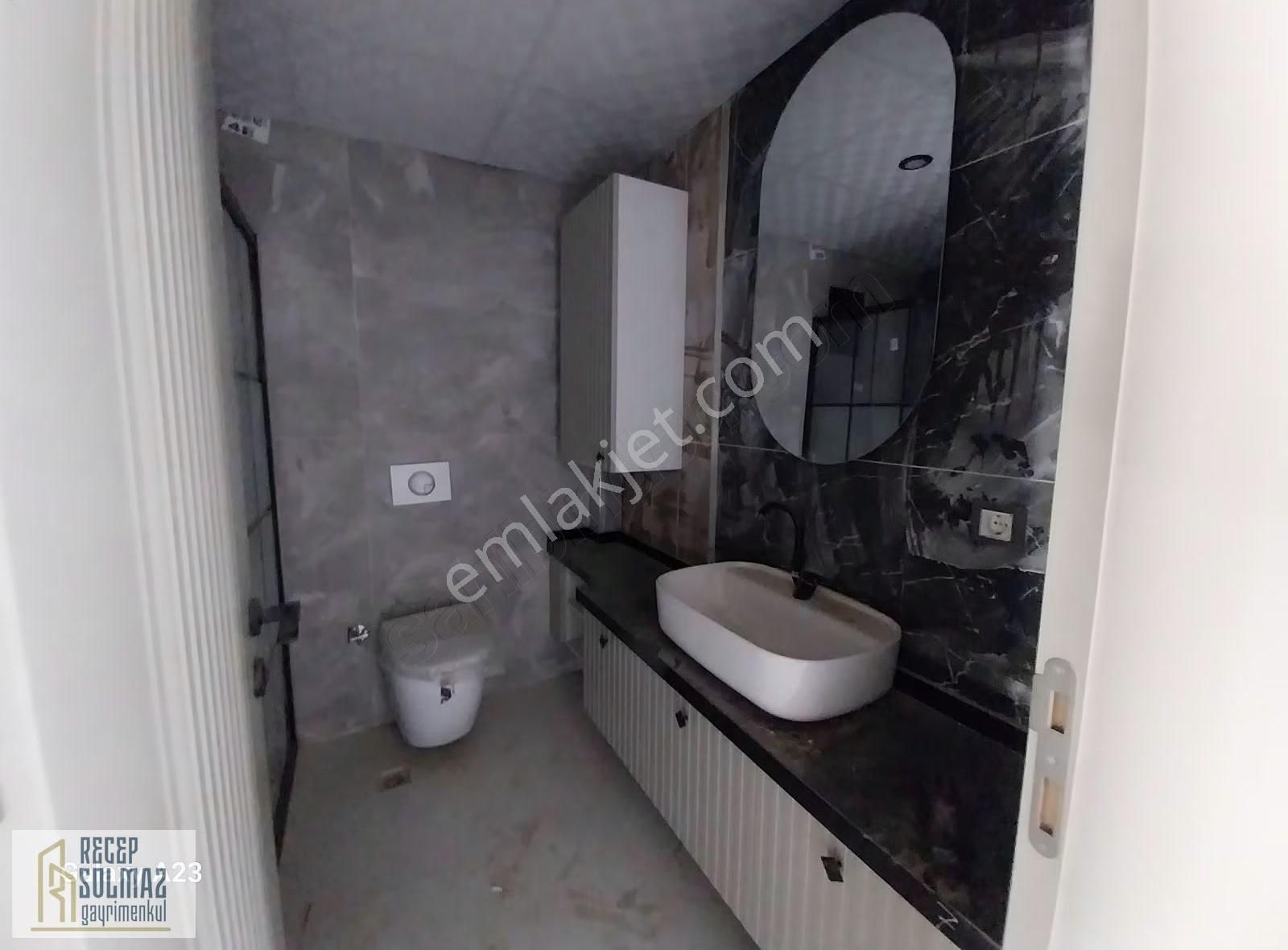 Ahmet Özcan Caddesinde Satılık Site İçerisi 3+1 Ara Kat Daire - Görsel 24