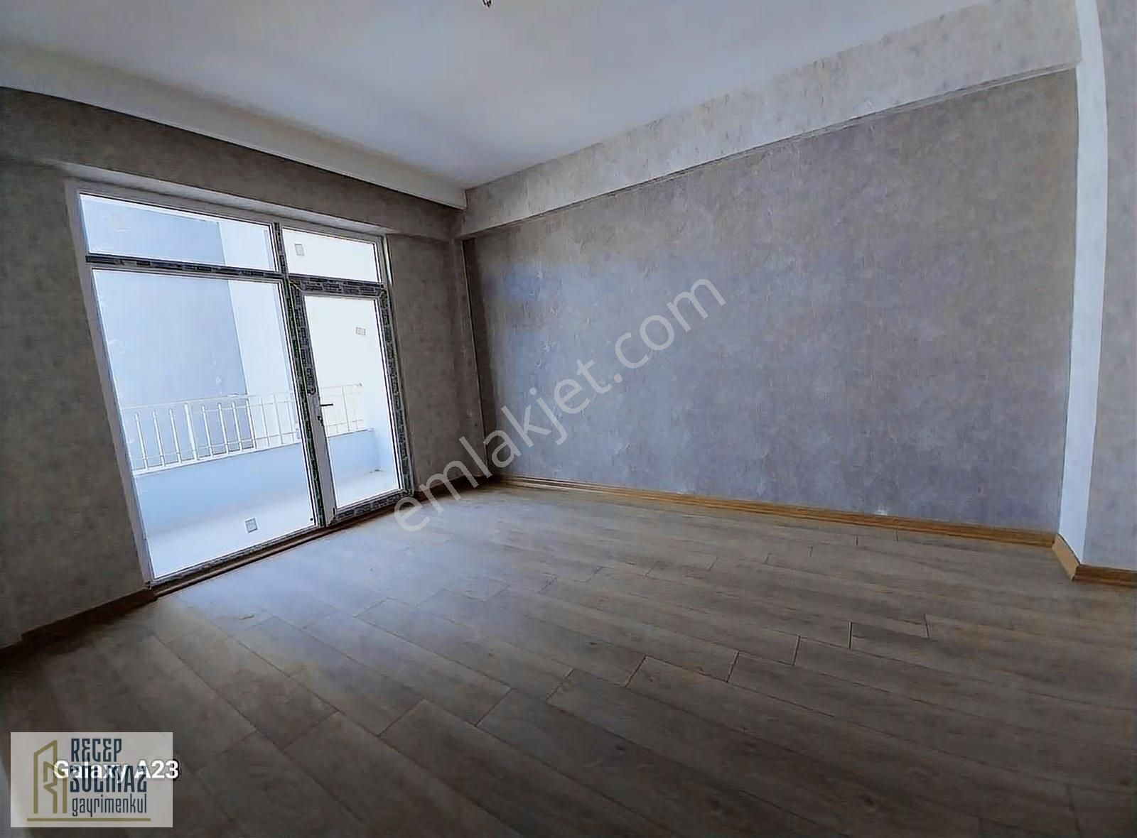 Ahmet Özcan Caddesinde Satılık Site İçerisi 3+1 Ara Kat Daire - Görsel 19