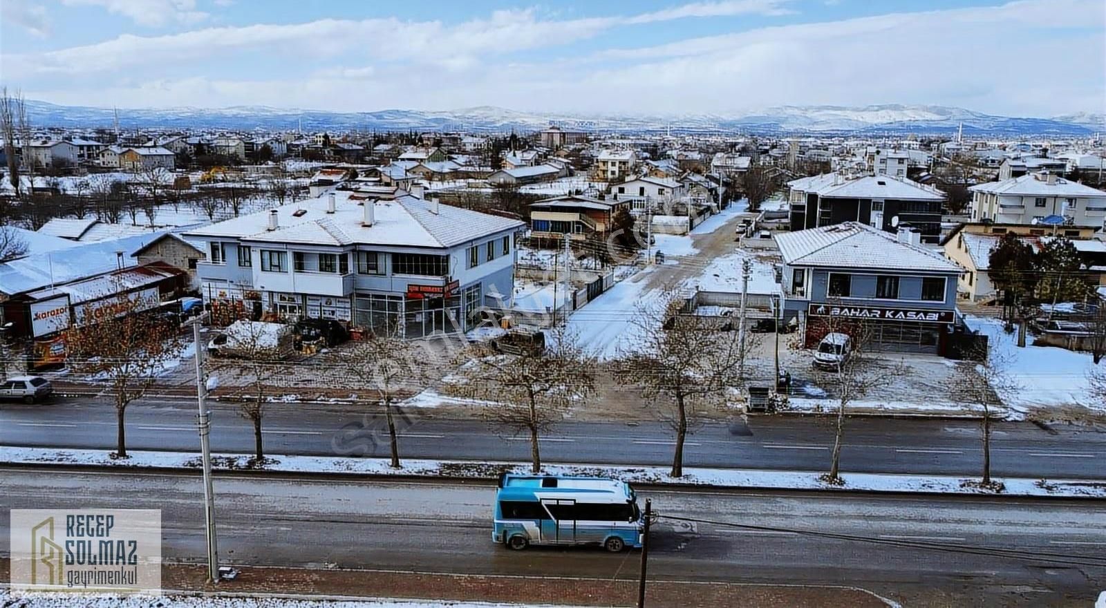 Abdürreşit Caddesinde Satılık 120m2 Köşe Dükkan Caddeye Cepheli - Görsel 16