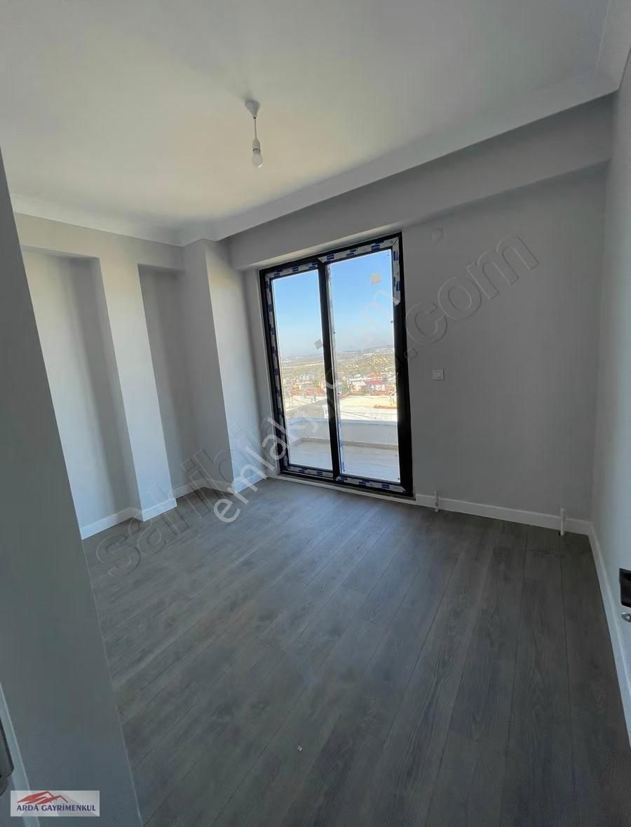 Blıkesir Gömeç Karaağaç Da 3 Katlı Sıfır Satılık Villa - Görsel 3