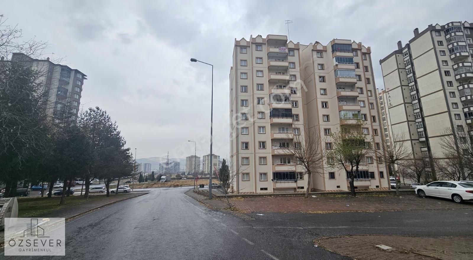 Acill Satılık Mükemmel Konumda Kombili Daire.. - Görsel 22