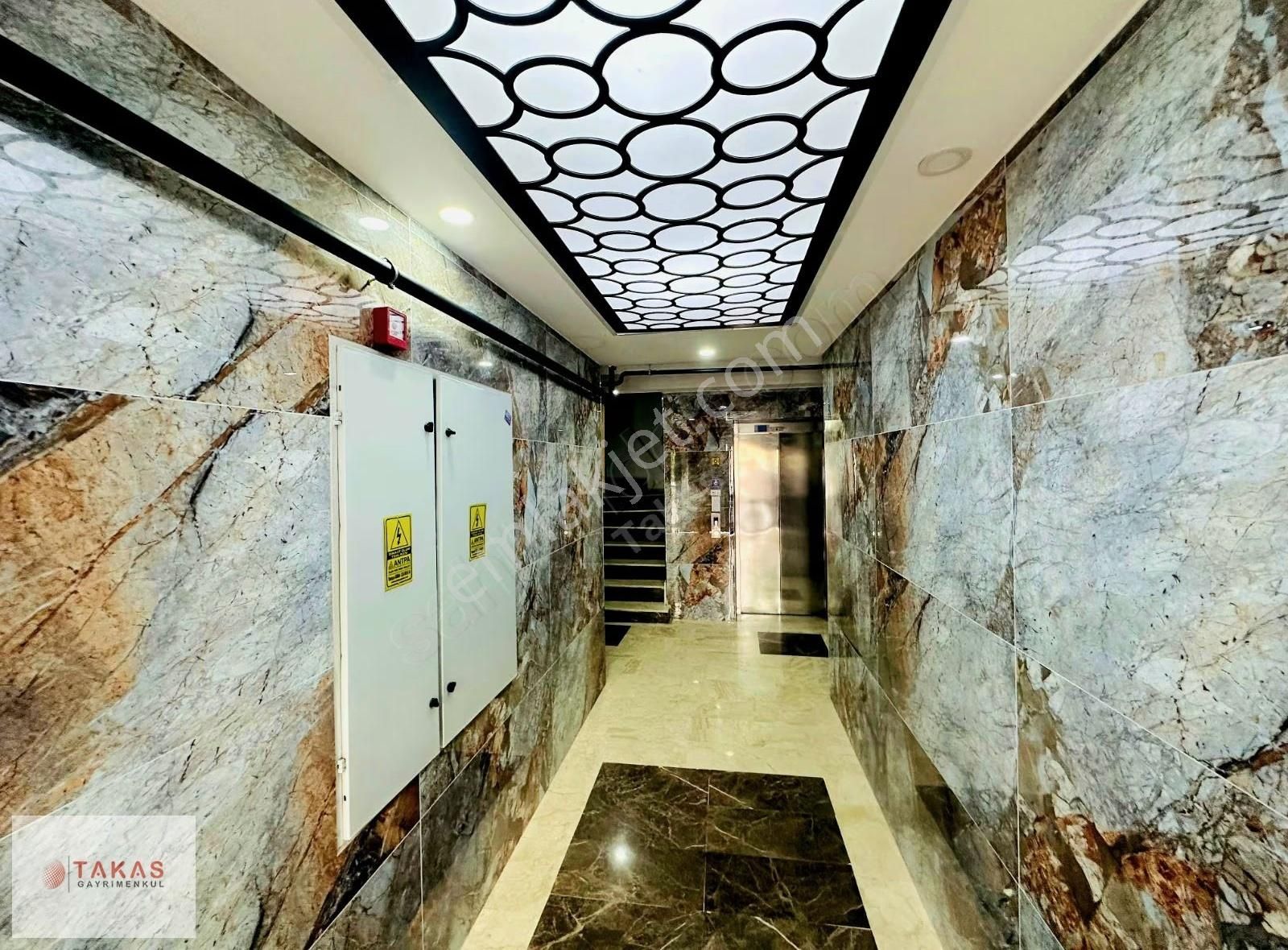 Antalya Yüksekalan Mah. 2 Ve 1 Kat. 2+1 100.m2 Doğal Gazlı.