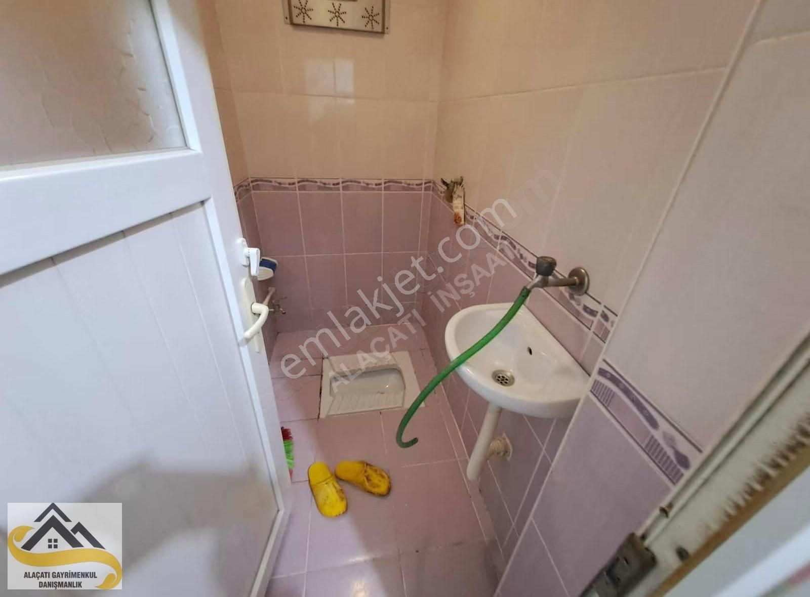 Alaçatı Dan Güzel Konumda Güzel 120 M2 3+1 2.kat 18 Yaş Daire - Görsel 21