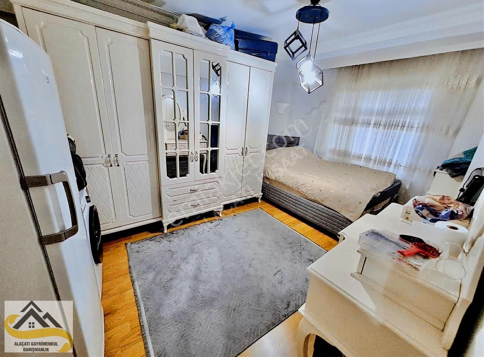 Alaçatı Dan Güzel Konumda Güzel 120 M2 3+1 2.kat 18 Yaş Daire - Görsel 10