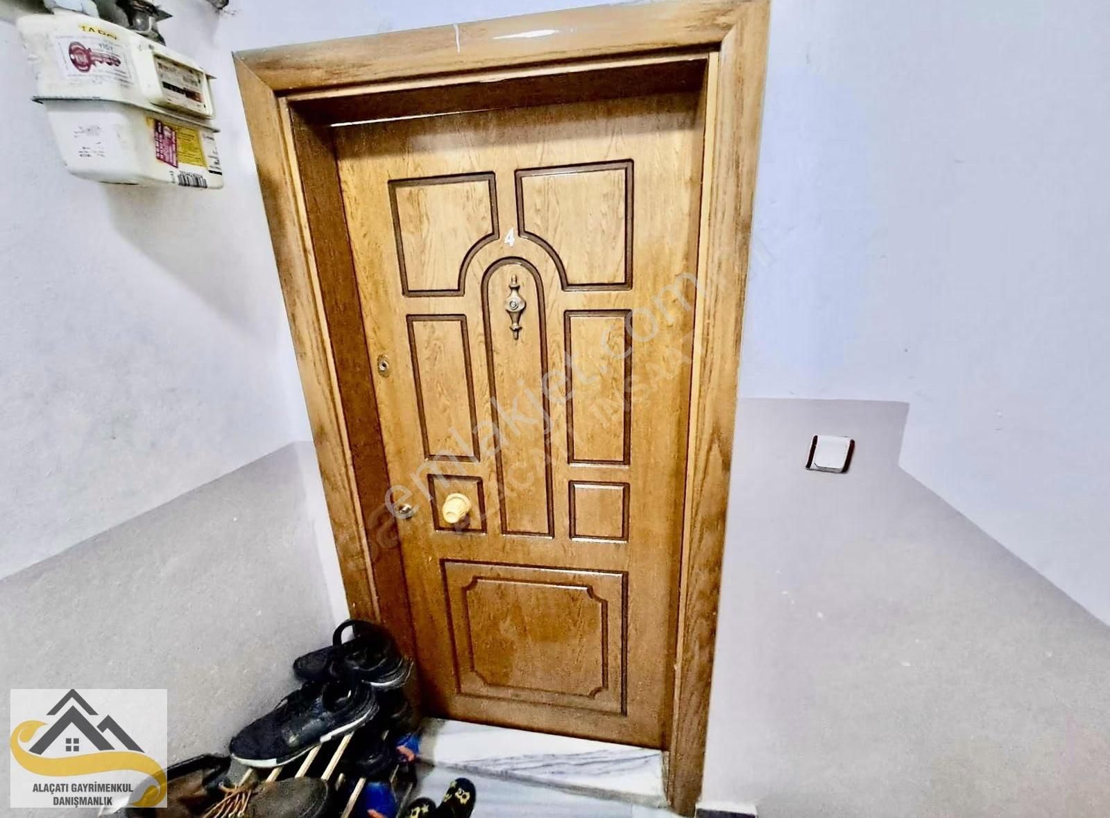 Alaçatı Dan Güzel Konumda Güzel 120 M2 3+1 2.kat 18 Yaş Daire - Görsel 5