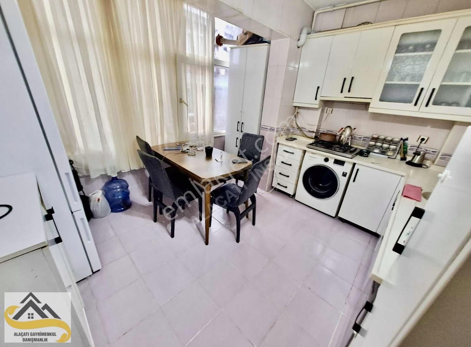 Alaçatı Dan Güzel Konumda Güzel 120 M2 3+1 2.kat 18 Yaş Daire - Görsel 25