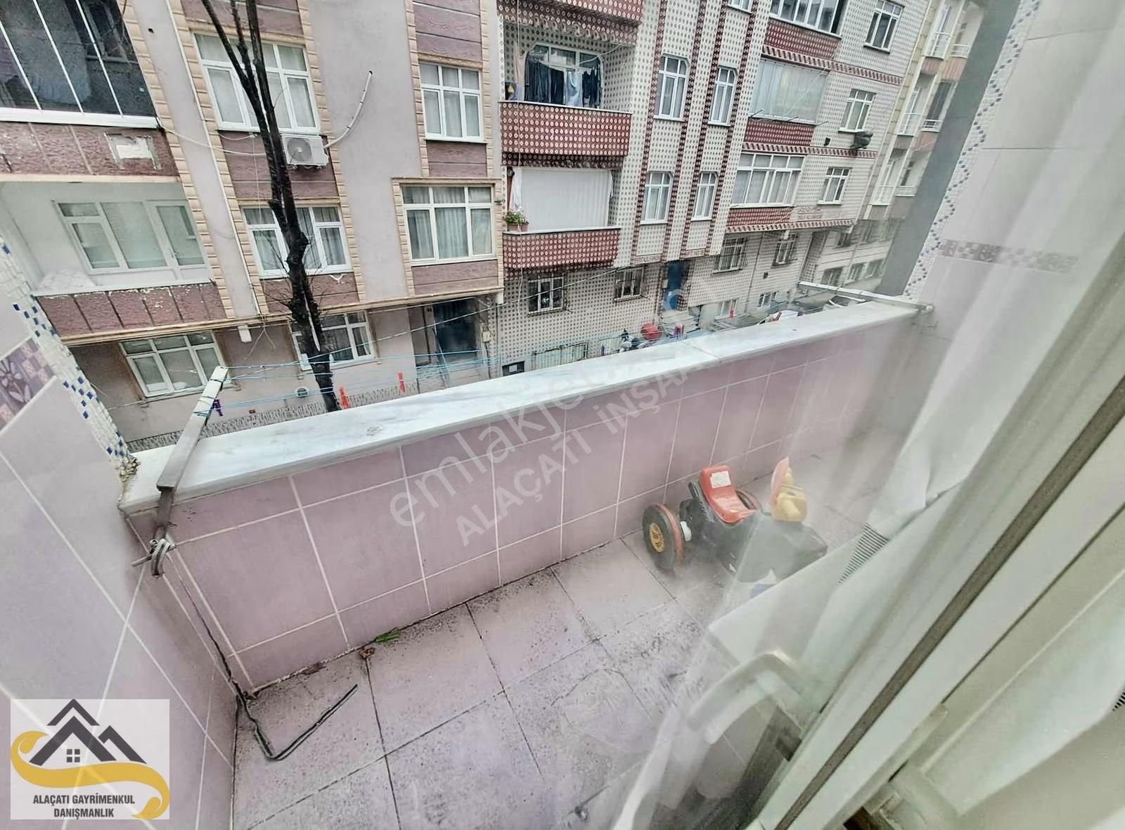 Alaçatı Dan Güzel Konumda Güzel 120 M2 3+1 2.kat 18 Yaş Daire - Görsel 23