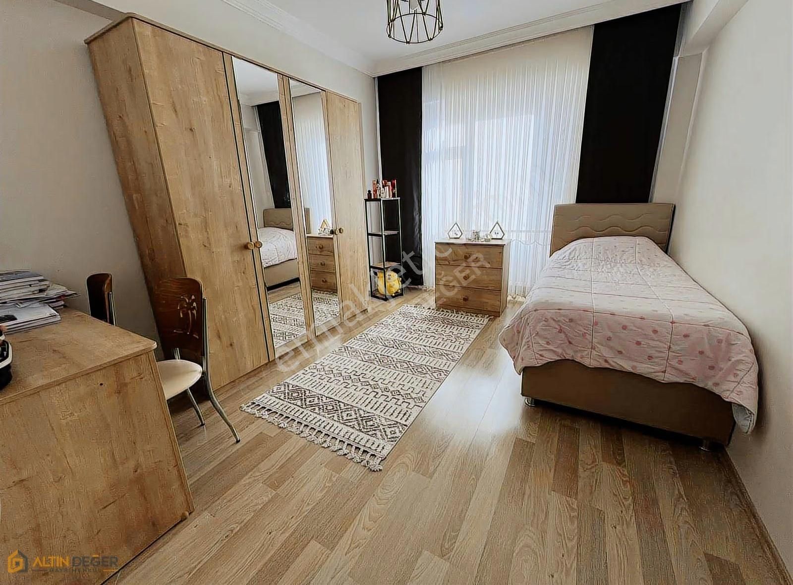 Şehitlik Yıldırım Beyazıt Sitesinde Satılık 4+1 Arakat Lux Daire - Görsel 3