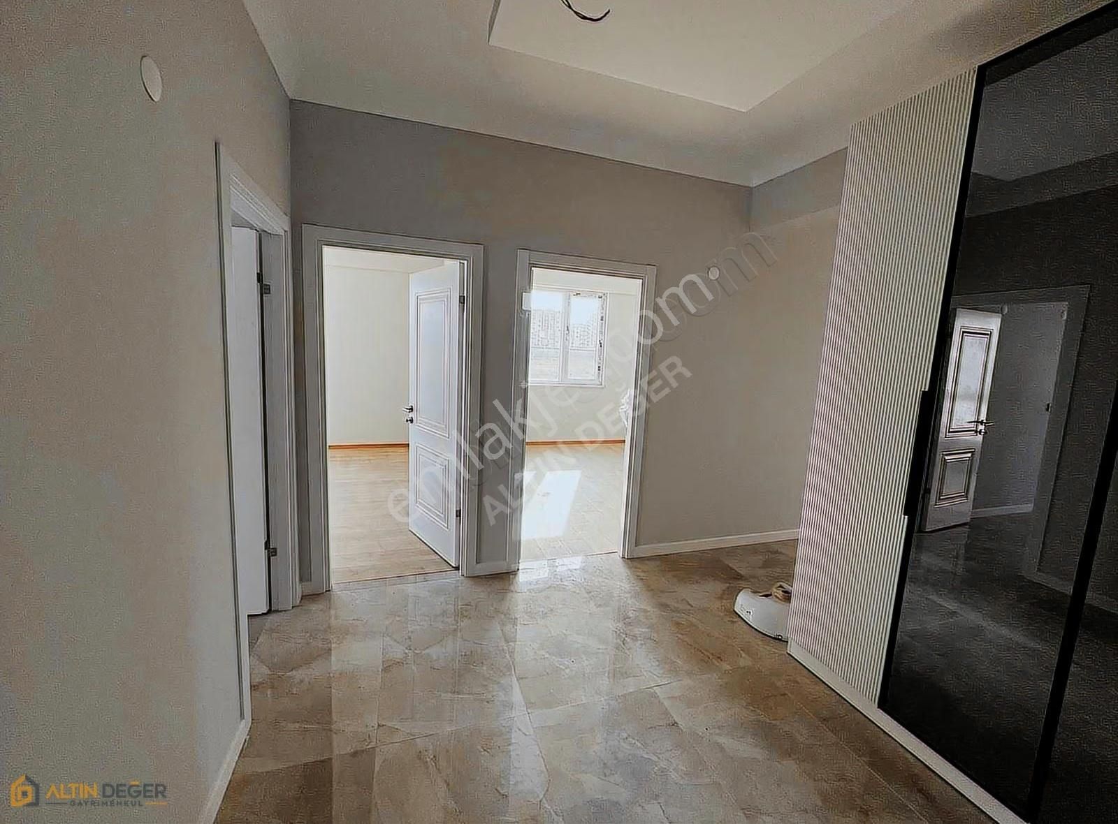 Şentepe Solda 4+1 Full Yapılı Lüks Sıfır Daire