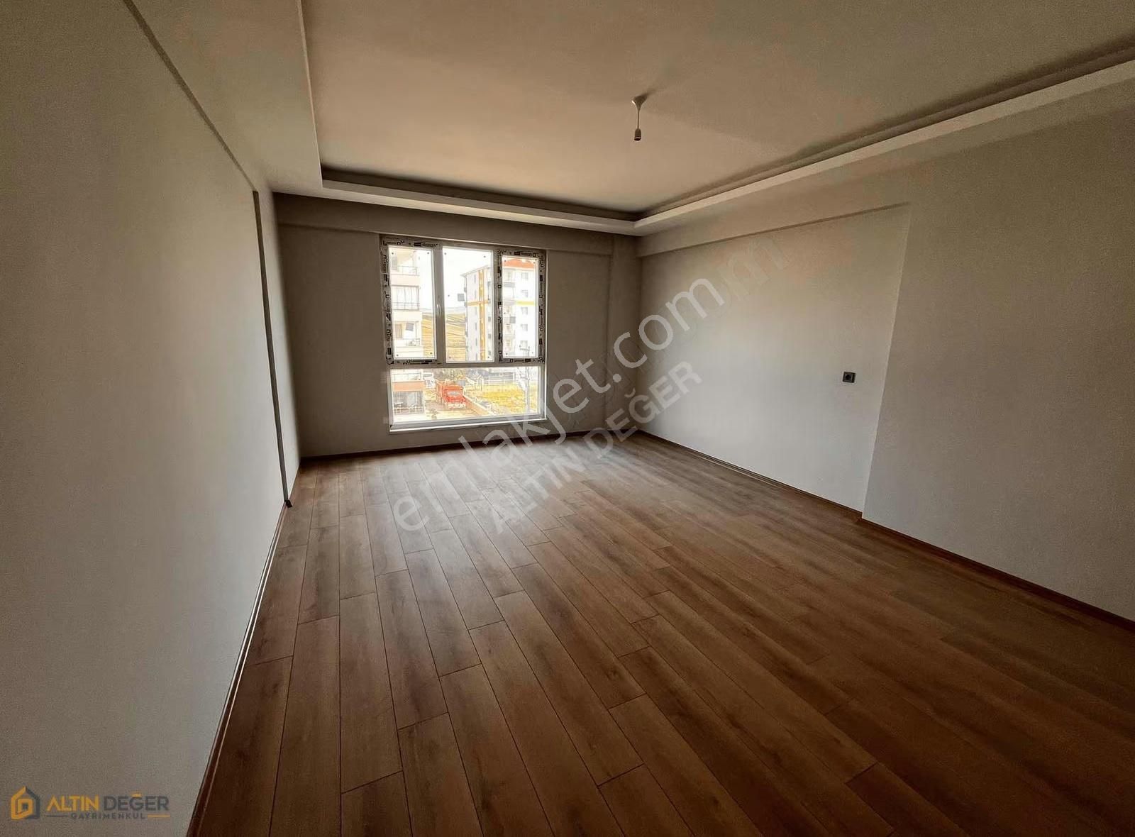 Şentepe Solda 4+1 Full Yapılı Lüks Sıfır Daire - Görsel 15