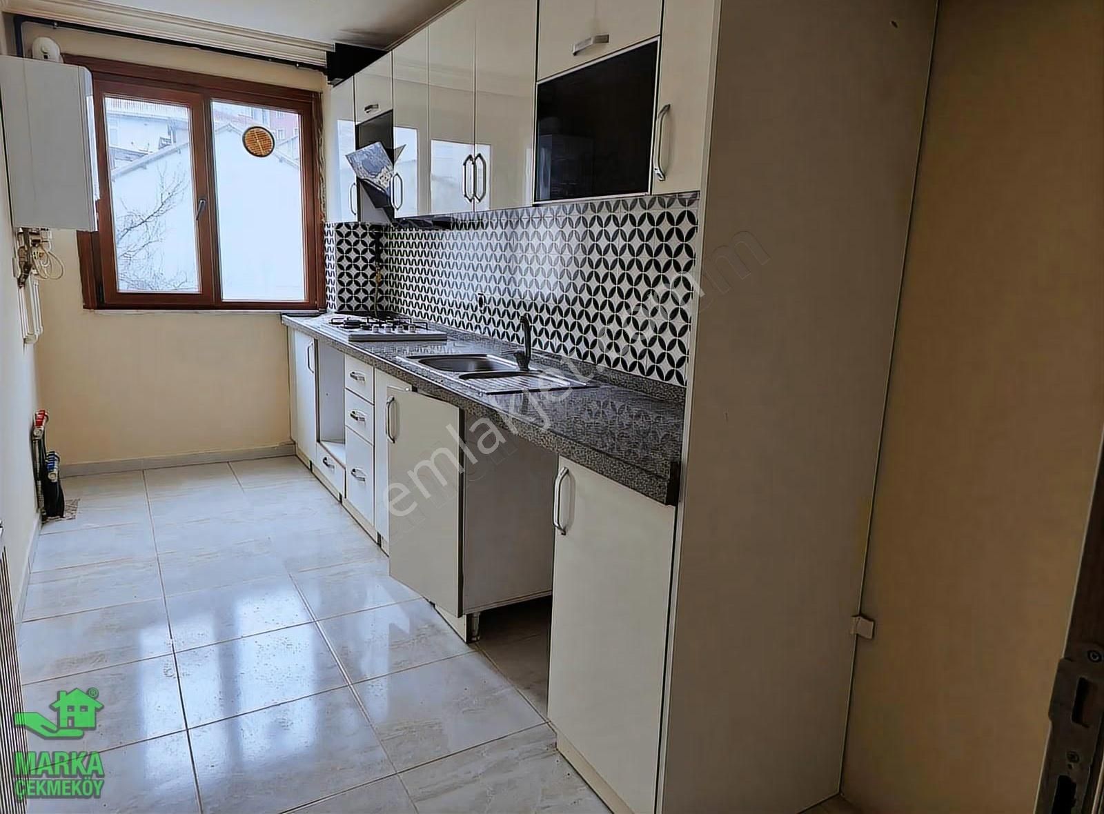 Çekmeköy Taşdelen Soğukpınar Mah. Diş Hastahanesine Yürüme 2+1 - Görsel 34