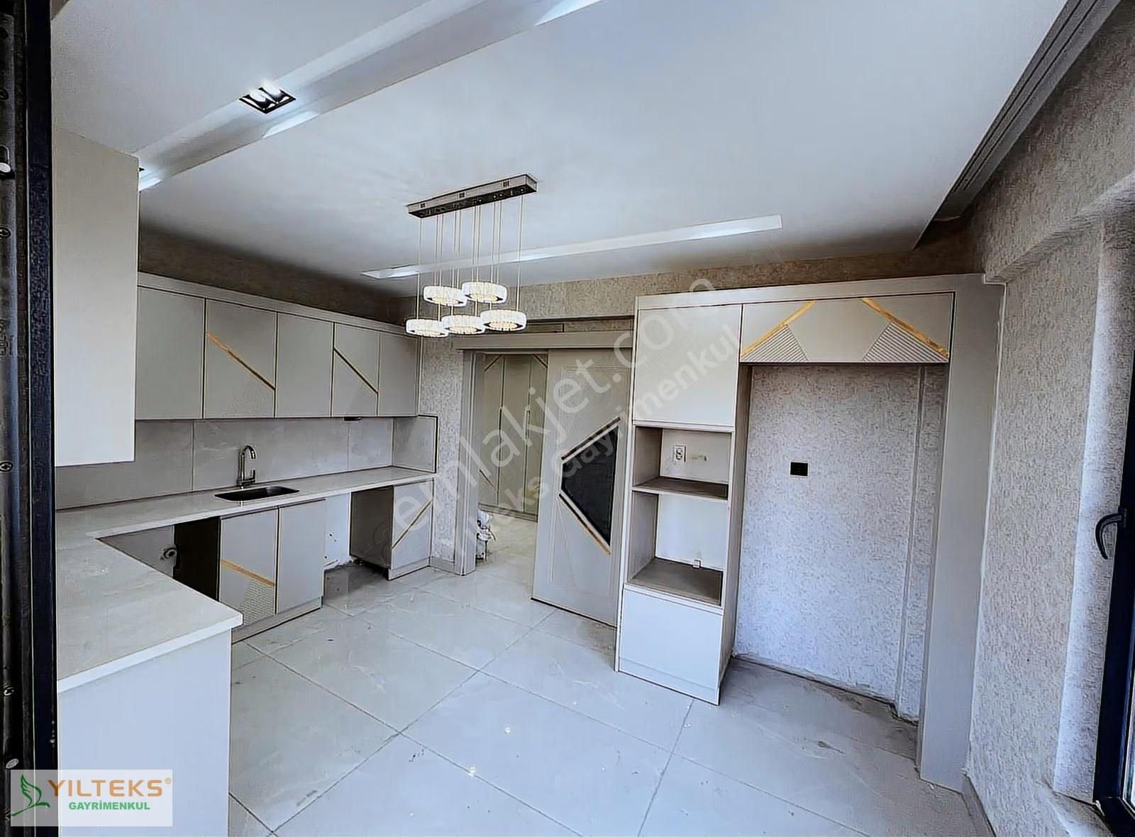 Gören Hayran Kalıyor!!! Alpaslan 1de Ultra Lüx 2+1 Avizeli Daire - Görsel 5