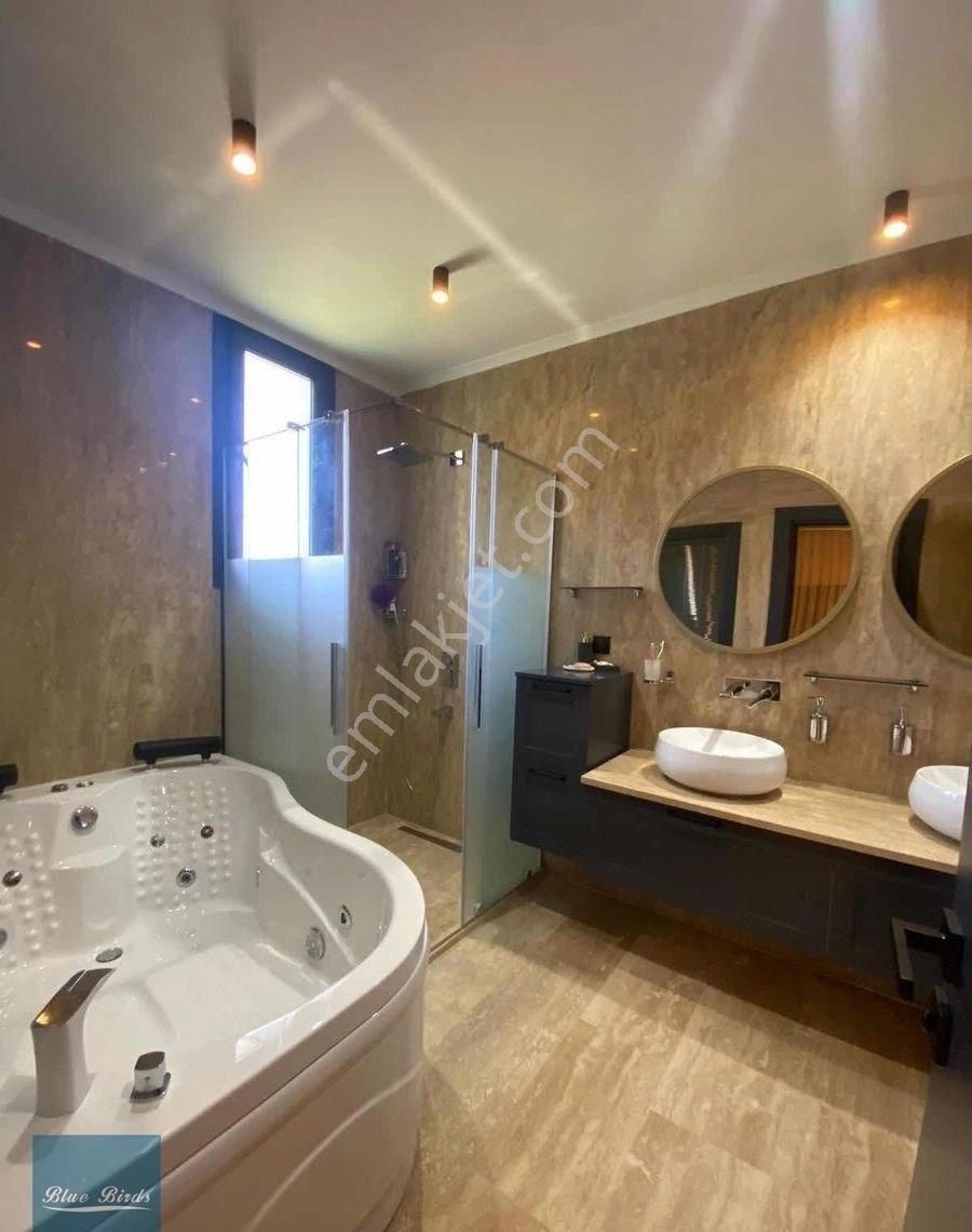 Kuşadasında 1 Dönüm İçerisinde Lux Malikane - Görsel 22