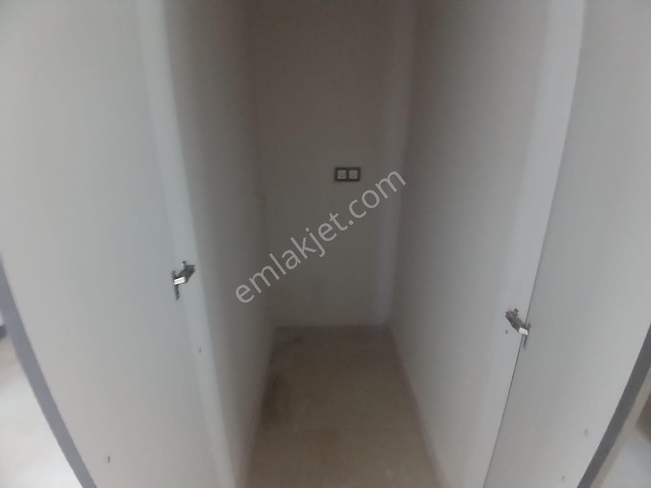 Buruk Tokilerde 3+1 Doğalgazlı Güneş Enerjili Geniş Fırsat Kiralık Daire !! Açıklama Oku!! - Görsel 11