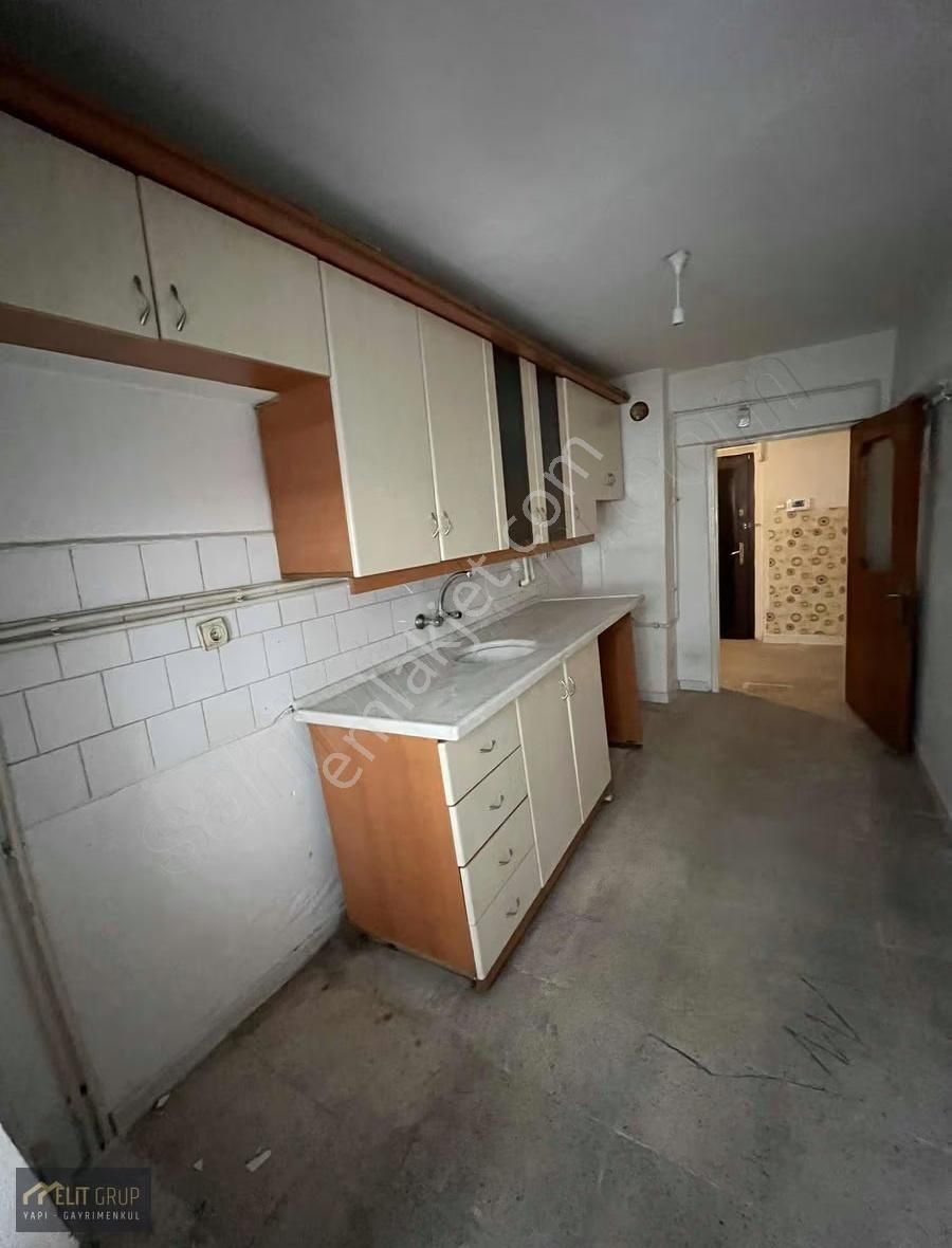 Akşemsettin Mahallesinde Uygun Fiyatlı Fırsat Satılık Daire!! - Görsel 2