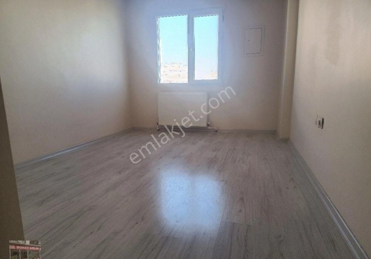 Buket Emlaktan Kiralık 3+1 Daire Ara Kat Doğalgazlı Ebeveyn Banyolu Kilerli Asansörlü - Görsel 16