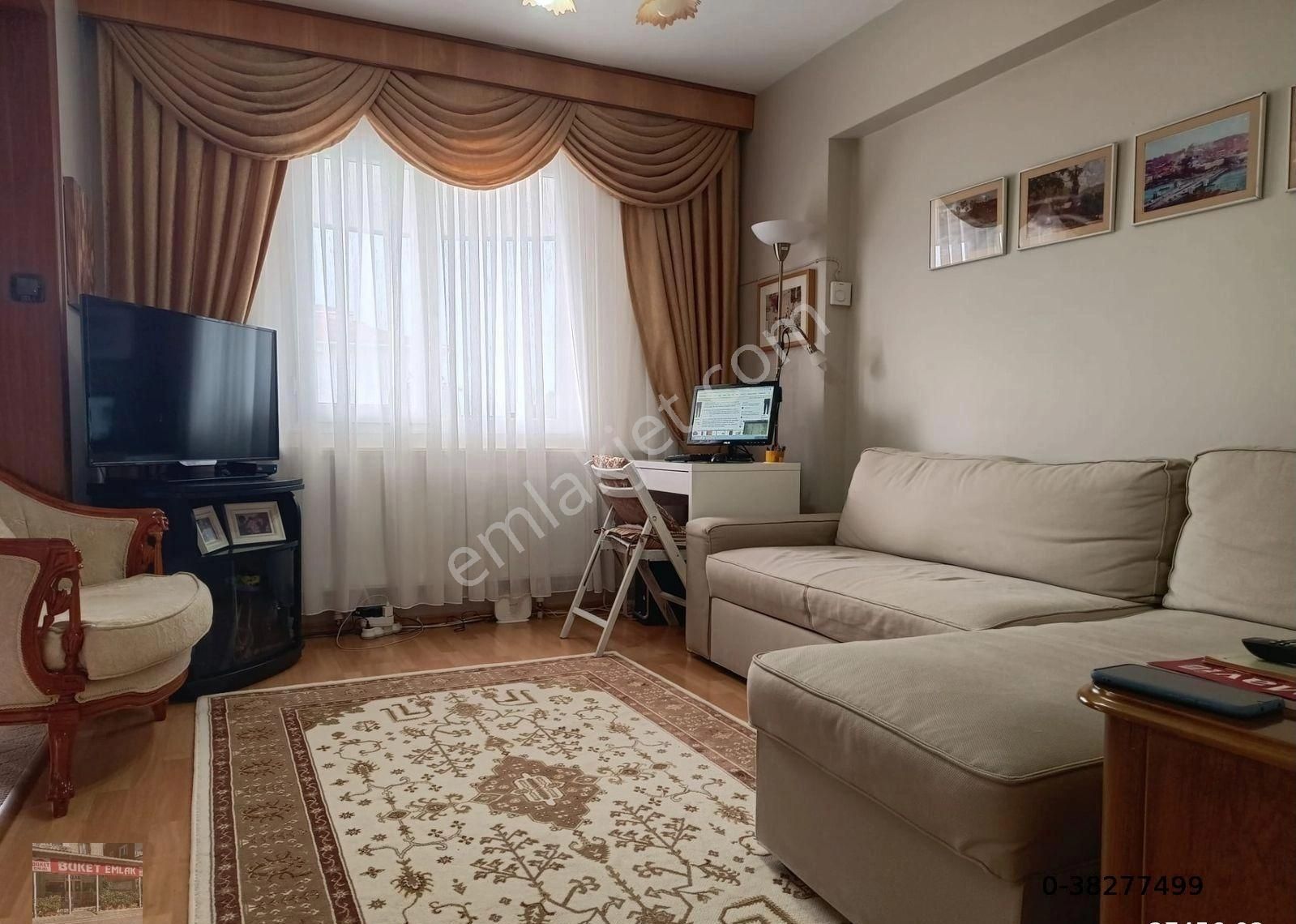 Buket Emlaktan Satılık 3+1 Daire Doğal Gazlı Asansörlü - Görsel 3