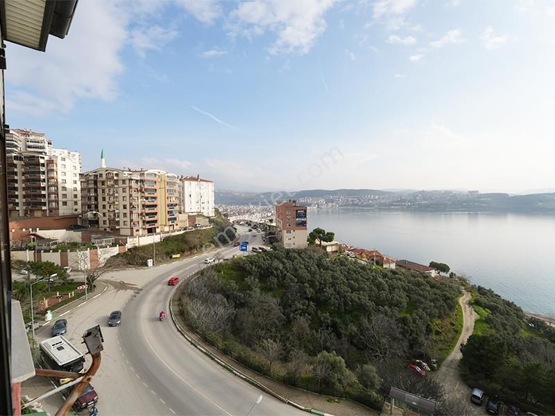 C21 Cius; Cumhuriyet Mahallesinde 3+1 Eşyalı Kiralık Daire - Görsel 2