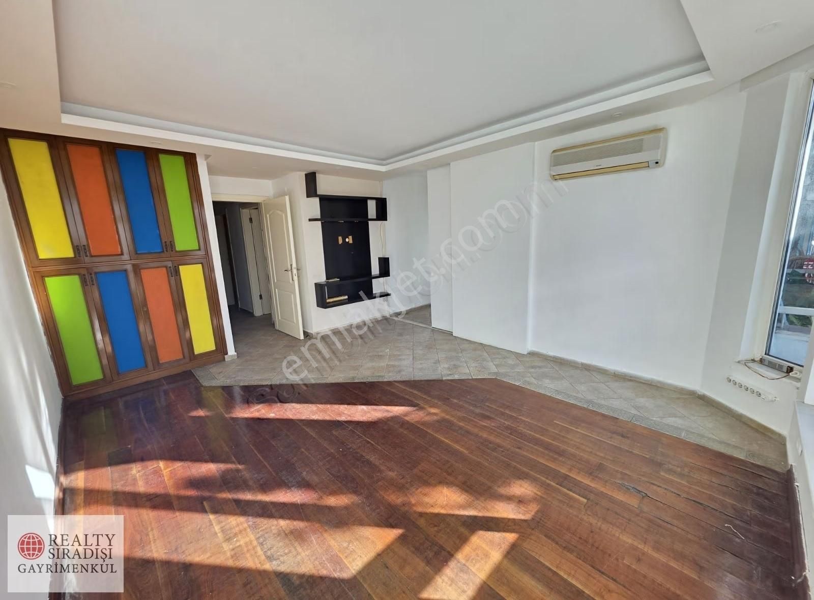 Güllük Cadde Üzeri 2+1 Kiralık Ofis